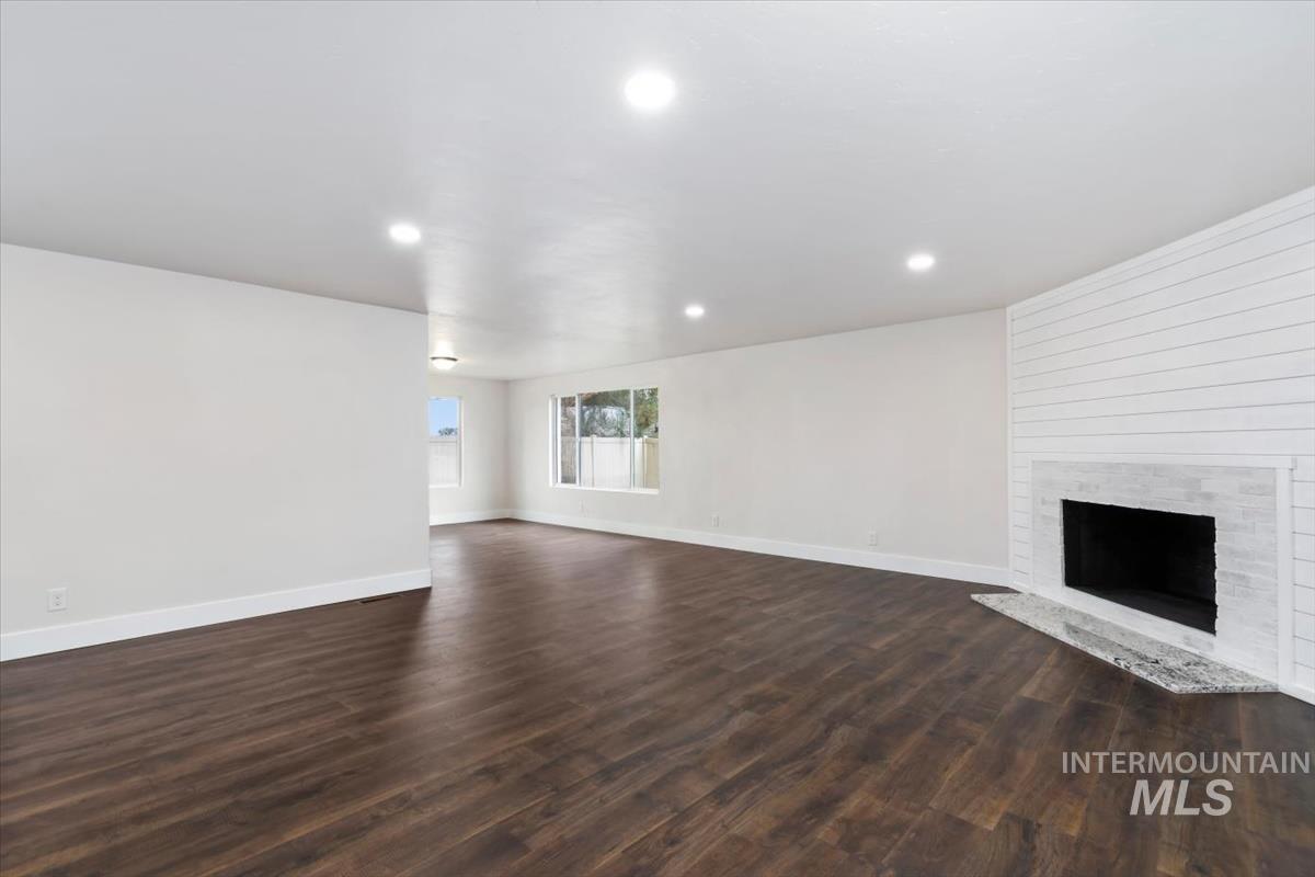 12151 W Tree Branch, Boise, Idaho 83709, 4 Bedrooms, 3 Bathrooms, Residential For Sale, Price $530,000,MLS 98978384