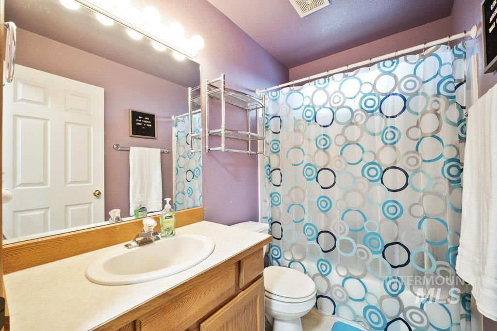 319 Gambels Lane, Moscow, Idaho 83843, 3 Bedrooms, 2.5 Bathrooms, Residential For Sale, Price $459,000,MLS 98978388