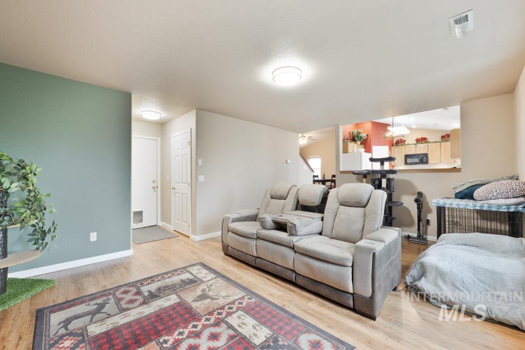 319 Gambels Lane, Moscow, Idaho 83843, 3 Bedrooms, 2.5 Bathrooms, Residential For Sale, Price $459,000,MLS 98978388