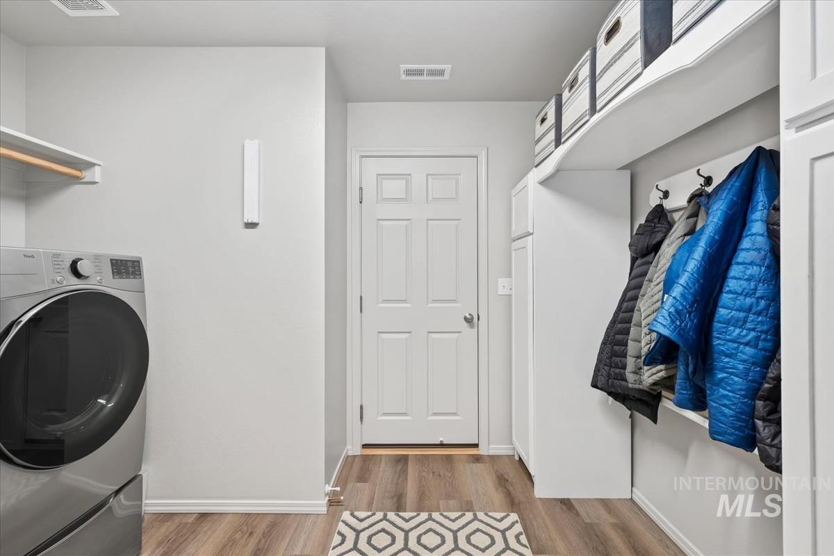 16586 Corrine Ave., Caldwell, Idaho 83607, 4 Bedrooms, 2 Bathrooms, Residential For Sale, Price $424,990,MLS 98978391