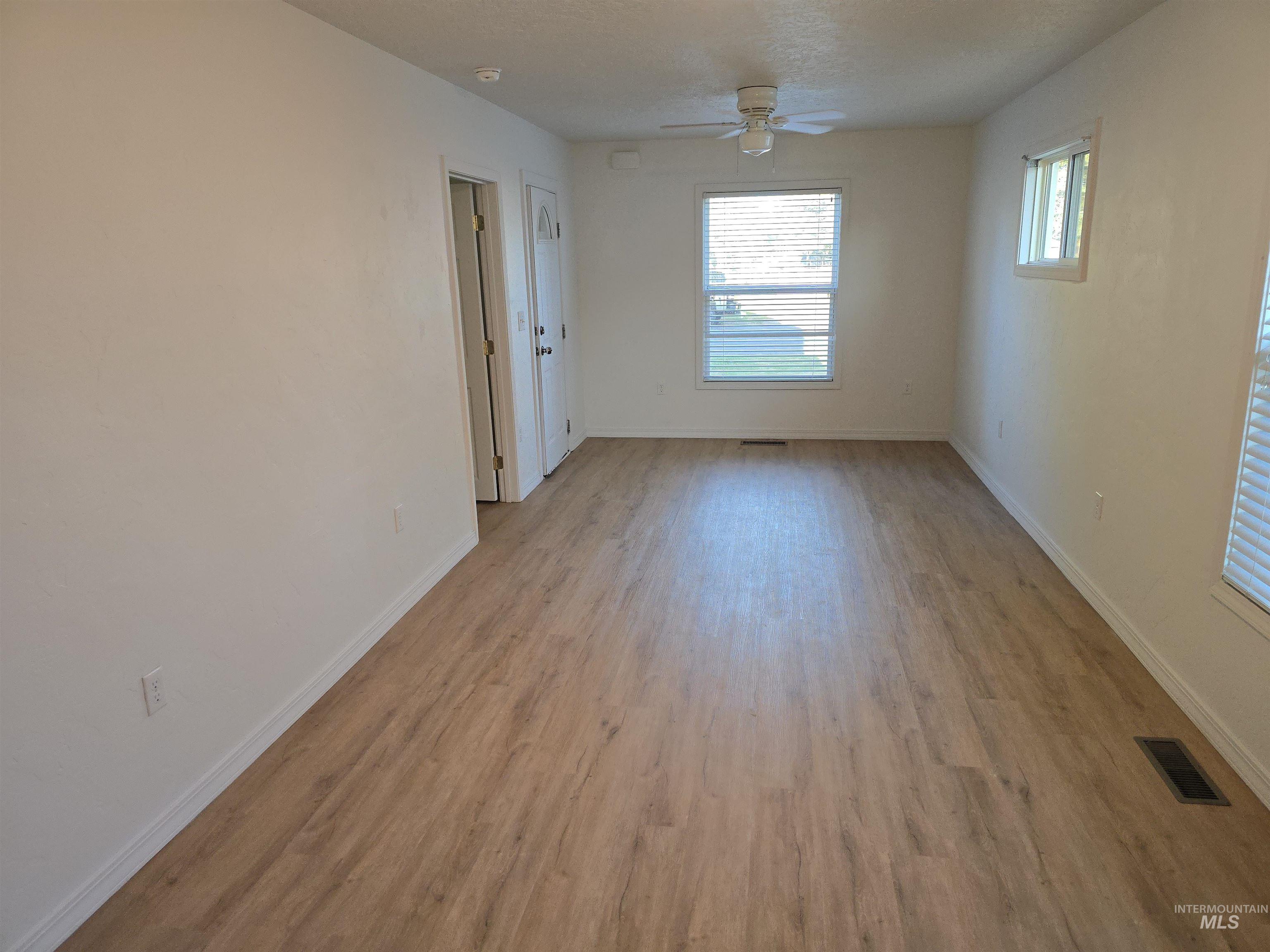 1110 Normal Ave, Burley, Idaho 83318, 2 Bedrooms, 1 Bathroom, Residential For Sale, Price $185,000,MLS 98978392