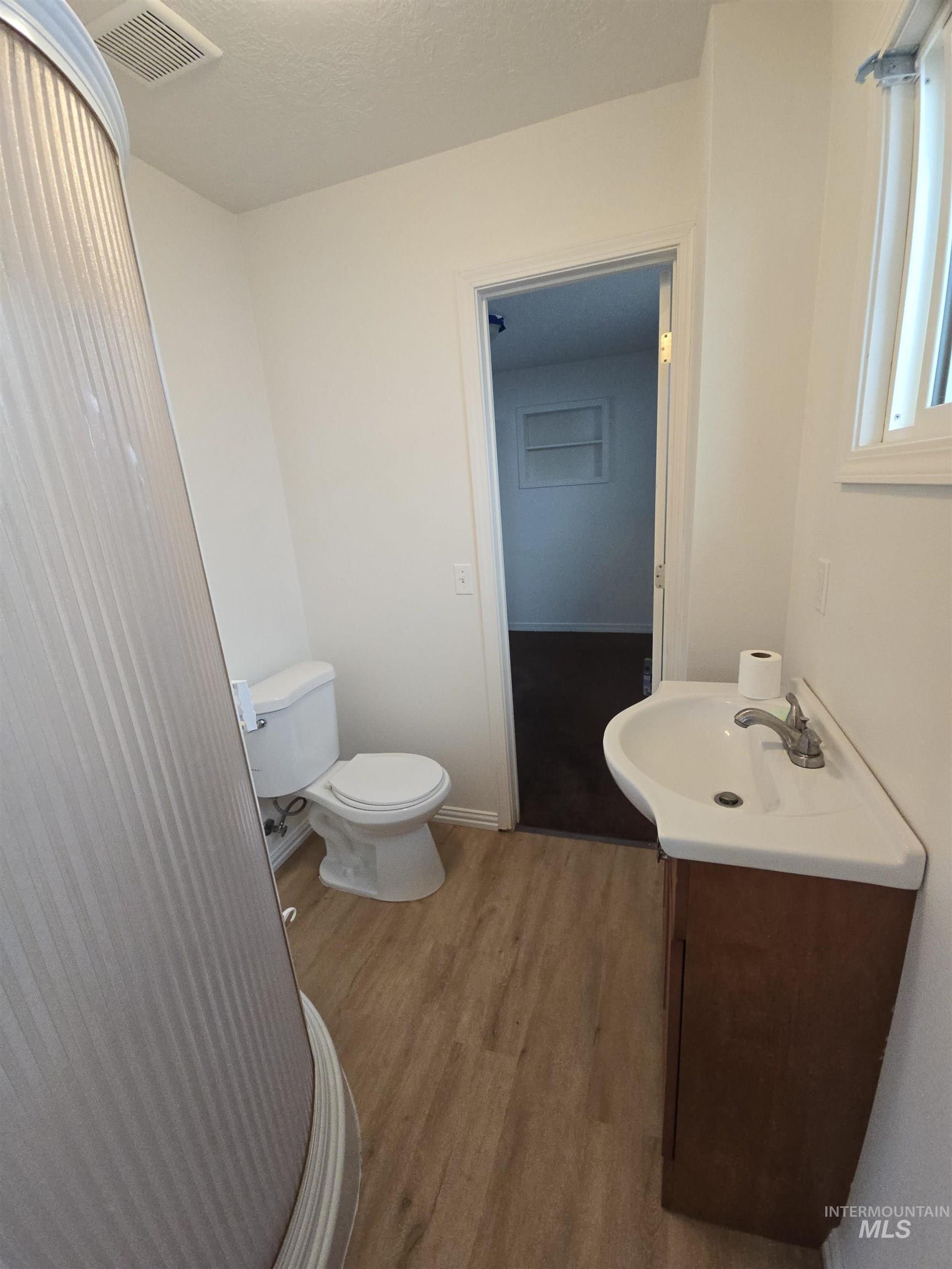 1110 Normal Ave, Burley, Idaho 83318, 2 Bedrooms, 1 Bathroom, Residential For Sale, Price $185,000,MLS 98978392