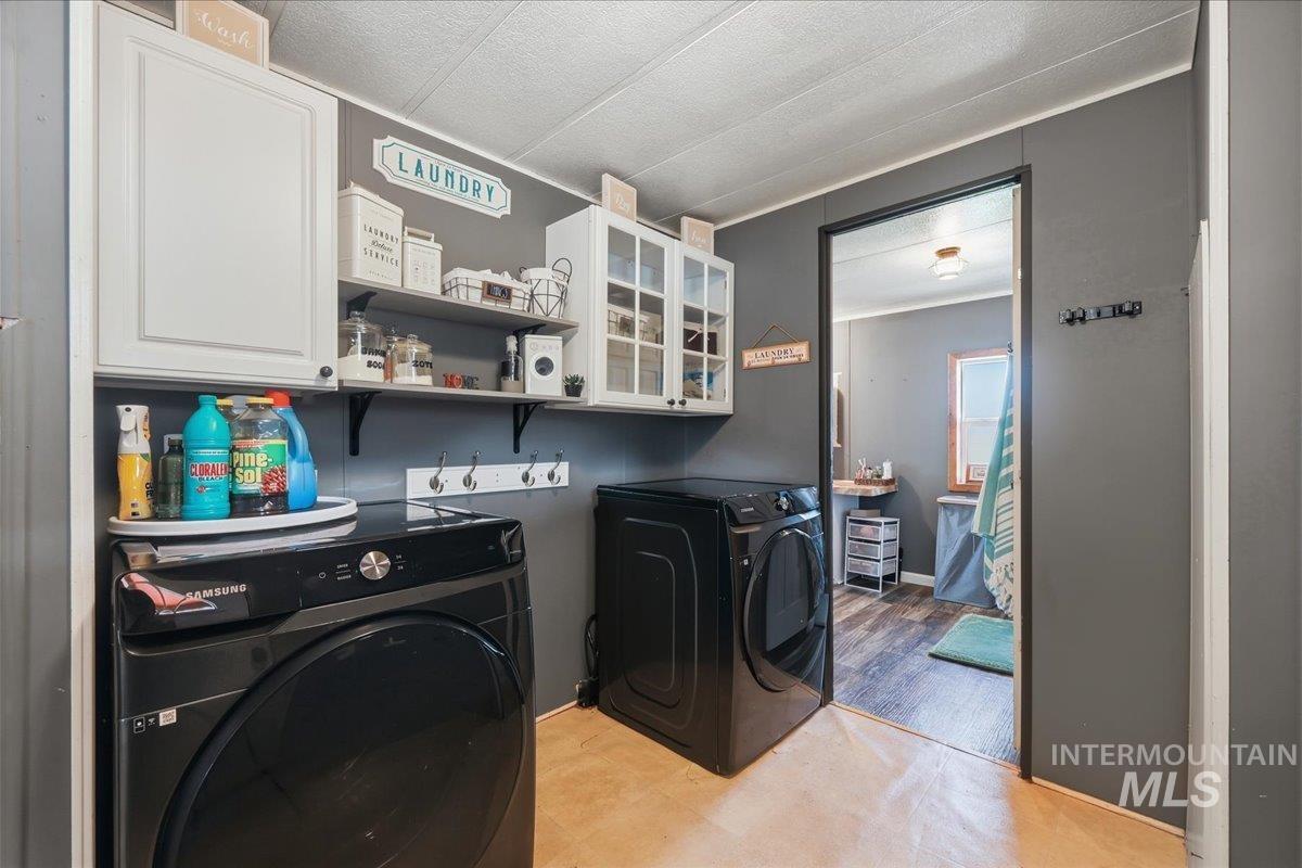 138 Mores Creek Rim Rd, Boise, Idaho 83716, 3 Bedrooms, 2 Bathrooms, Residential For Sale, Price $350,000,MLS 98978394