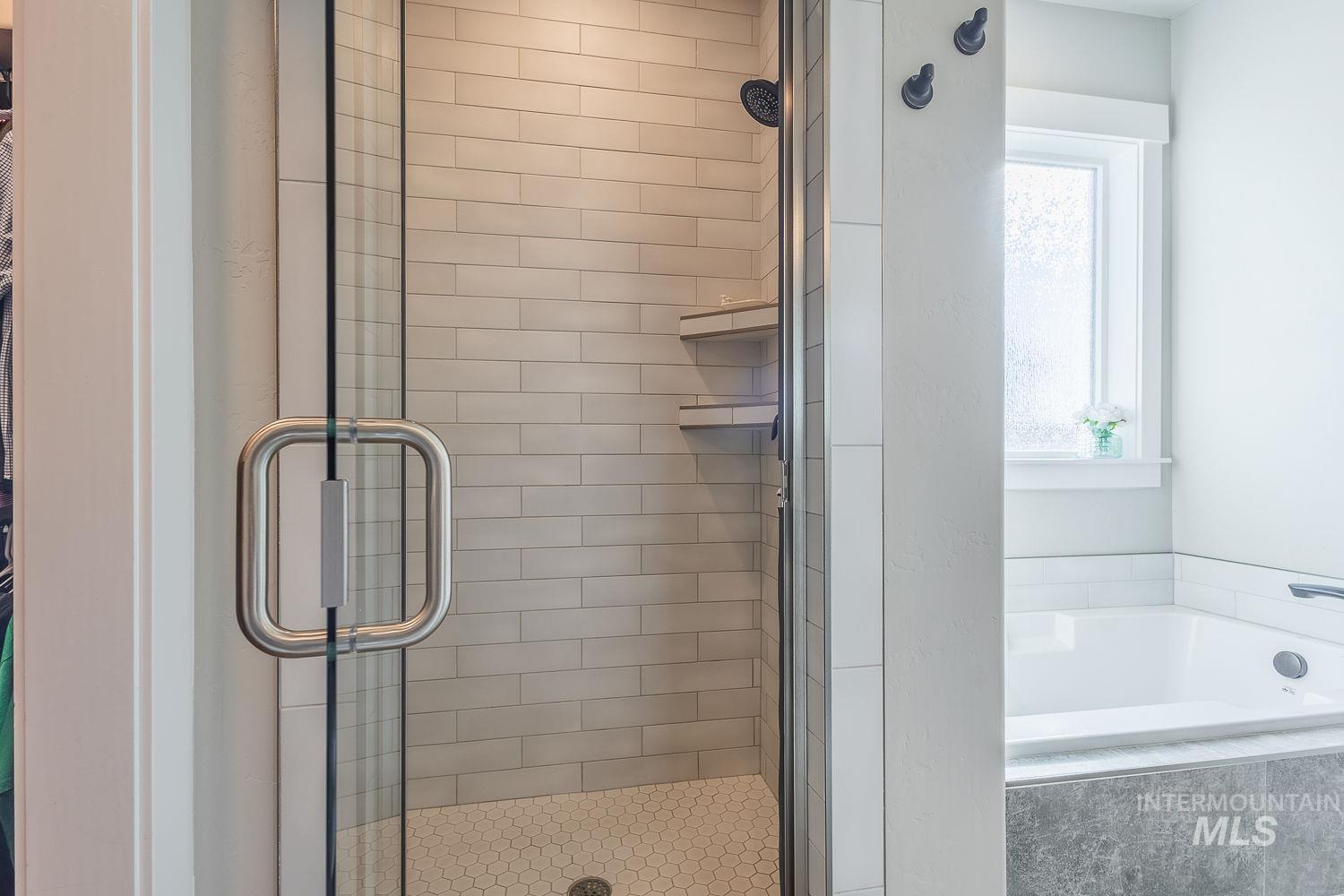 11065 White River St, Caldwell, Idaho 83605, 4 Bedrooms, 2.5 Bathrooms, Residential For Sale, Price $559,000,MLS 98978395