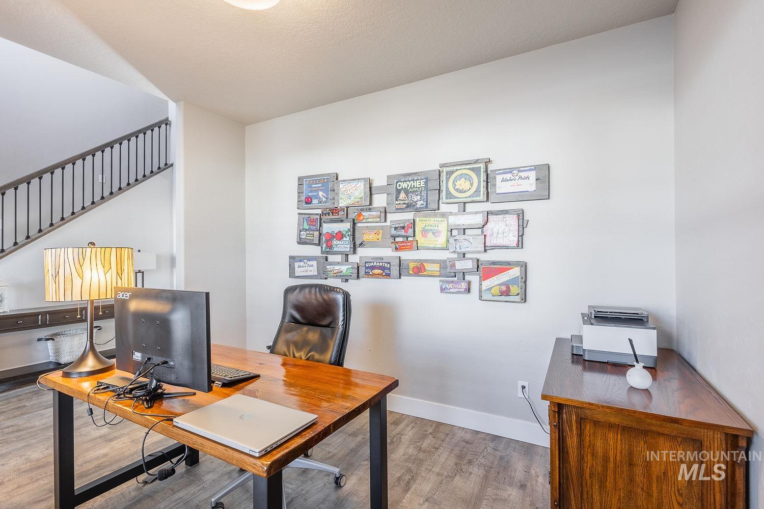 11065 White River St, Caldwell, Idaho 83605, 4 Bedrooms, 2.5 Bathrooms, Residential For Sale, Price $559,000,MLS 98978395