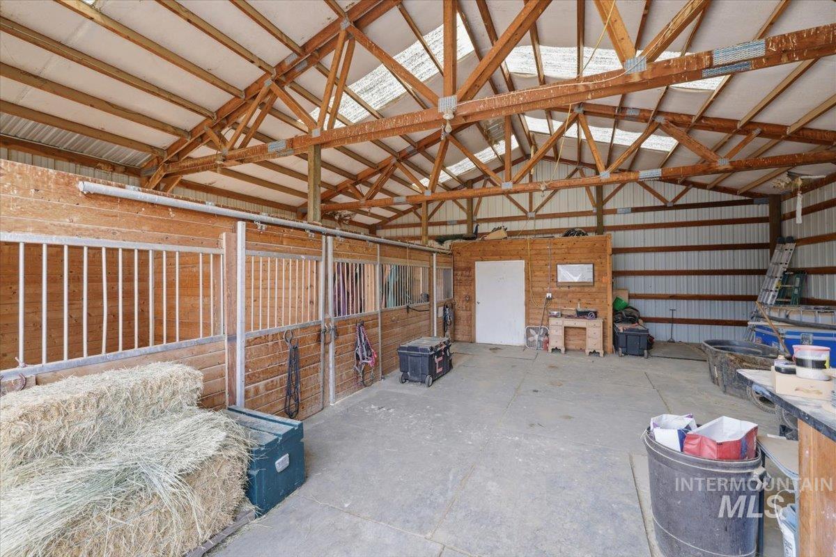 775 N Cow Horse Dr., Kuna, Idaho 83634, 3 Bedrooms, 2.5 Bathrooms, Residential For Sale, Price $889,900, 98978397