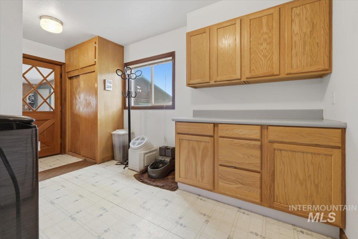 775 N Cow Horse Dr., Kuna, Idaho 83634, 3 Bedrooms, 2.5 Bathrooms, Residential For Sale, Price $889,900, 98978397