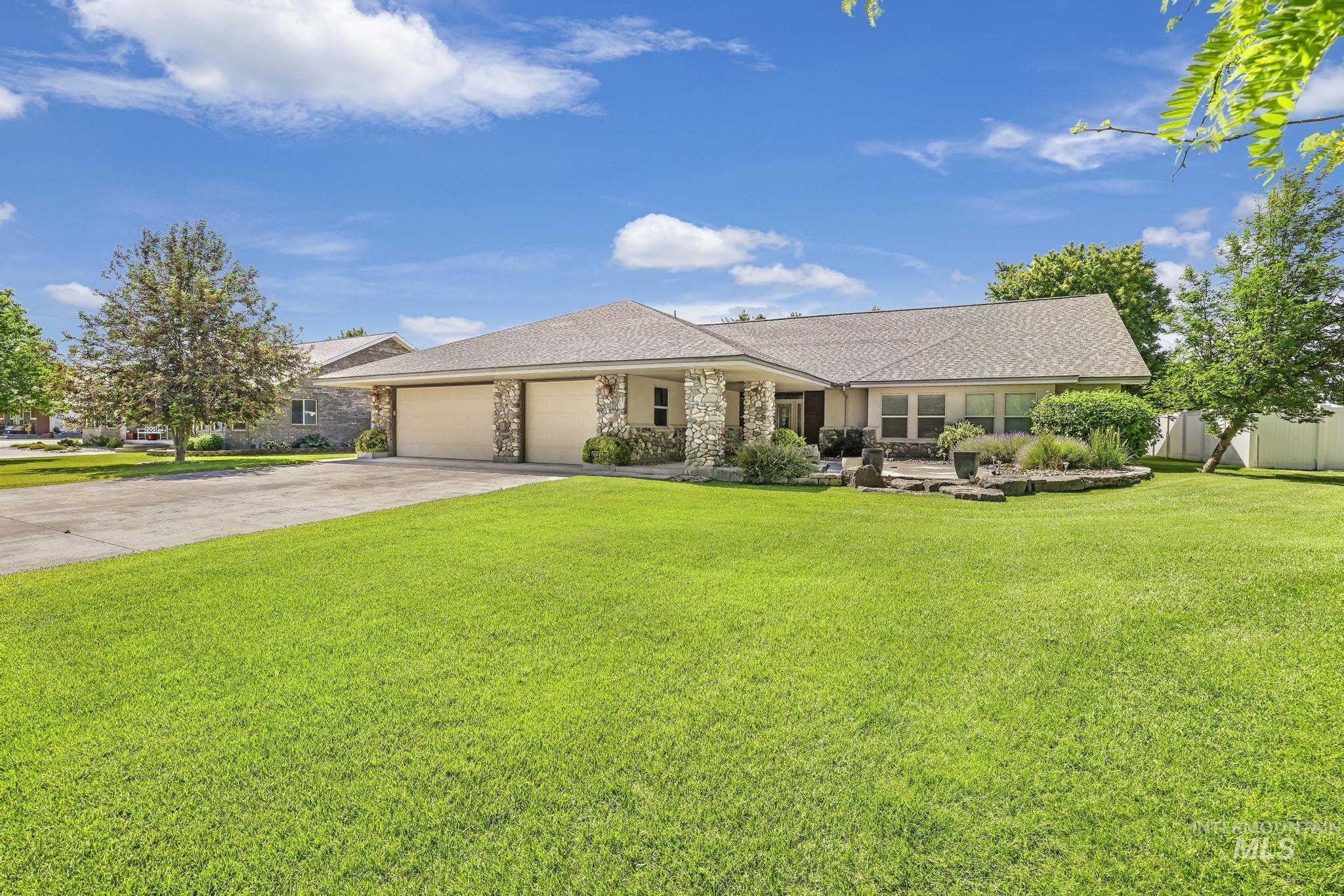 70 Pelican Drive, Rupert, Idaho 83350-0000, 3 Bedrooms, 2.5 Bathrooms, Residential For Sale, Price $625,000,MLS 98978400