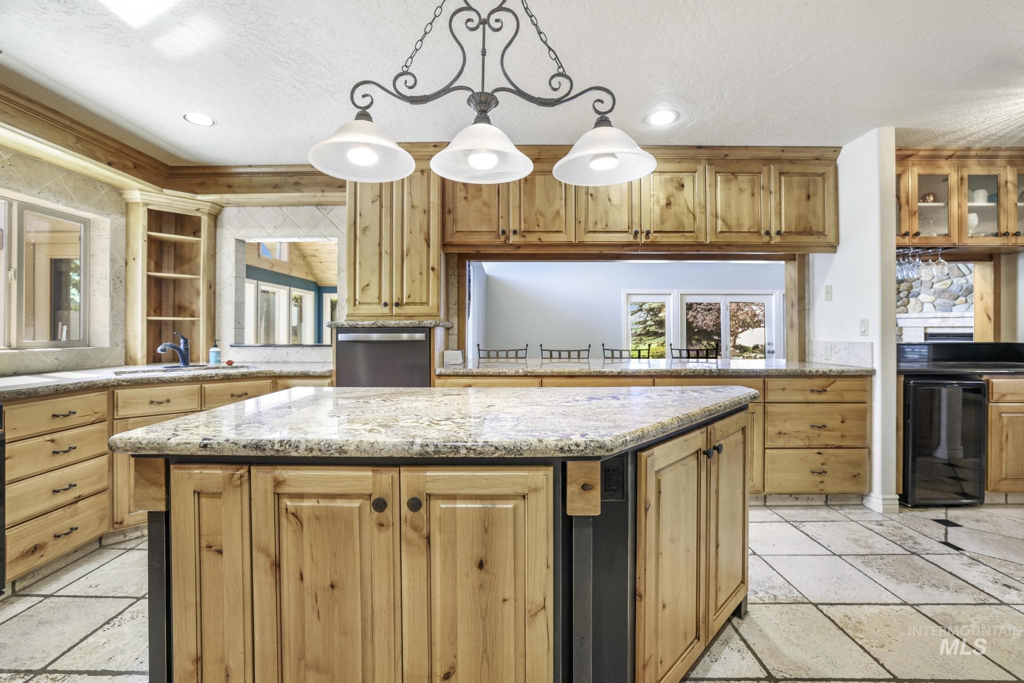 70 Pelican Drive, Rupert, Idaho 83350-0000, 3 Bedrooms, 2.5 Bathrooms, Residential For Sale, Price $625,000,MLS 98978400