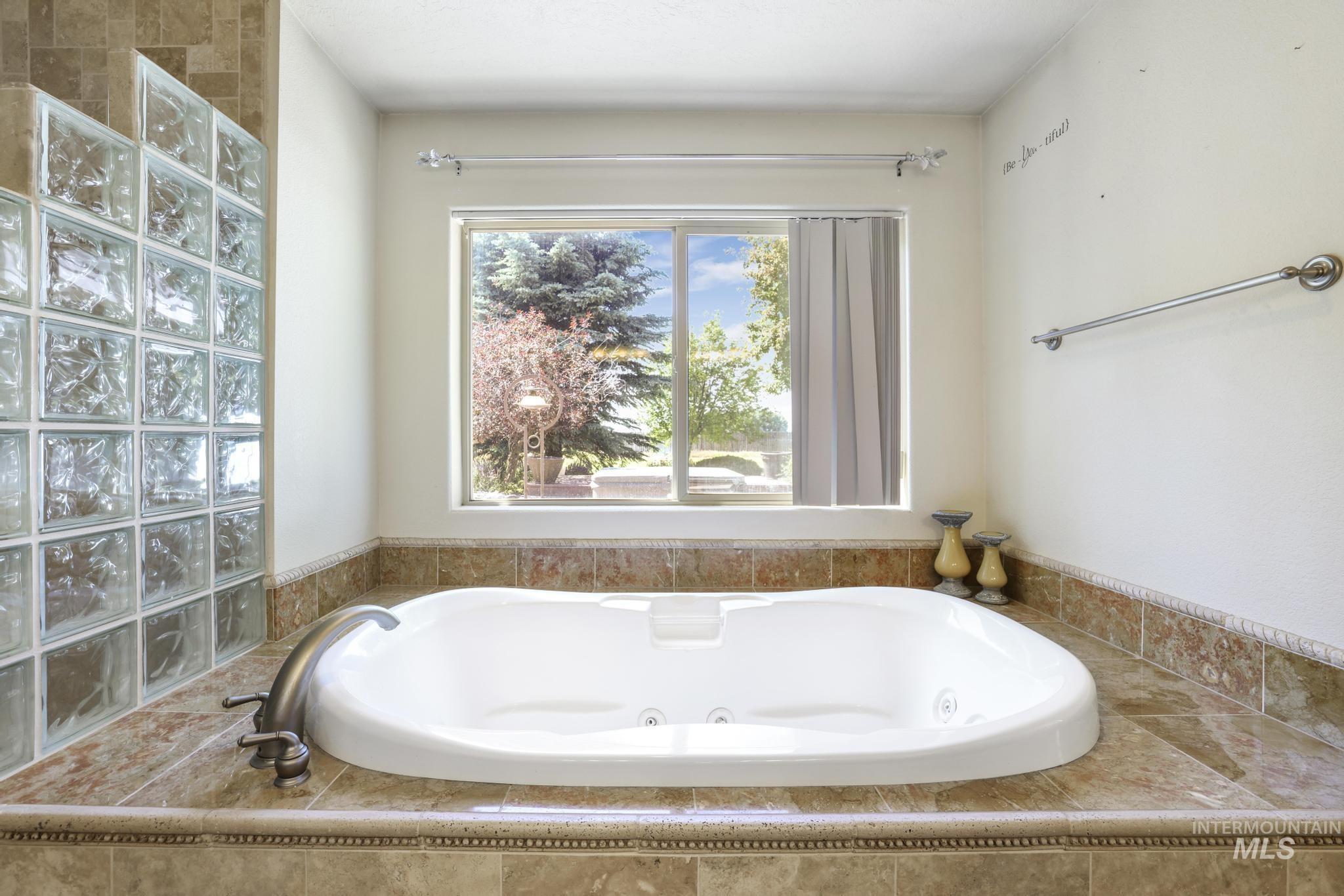 70 Pelican Drive, Rupert, Idaho 83350-0000, 3 Bedrooms, 2.5 Bathrooms, Residential For Sale, Price $625,000,MLS 98978400