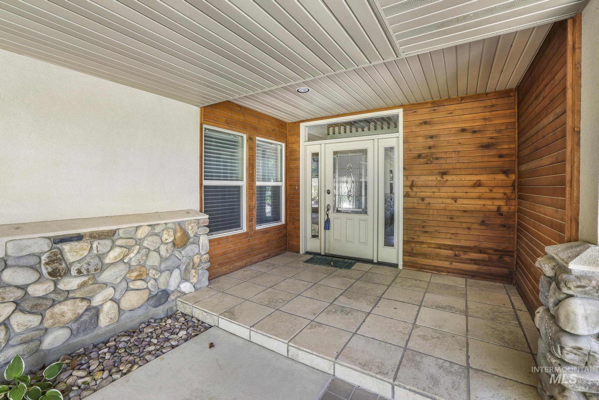 70 Pelican Drive, Rupert, Idaho 83350-0000, 3 Bedrooms, 2.5 Bathrooms, Residential For Sale, Price $625,000,MLS 98978400