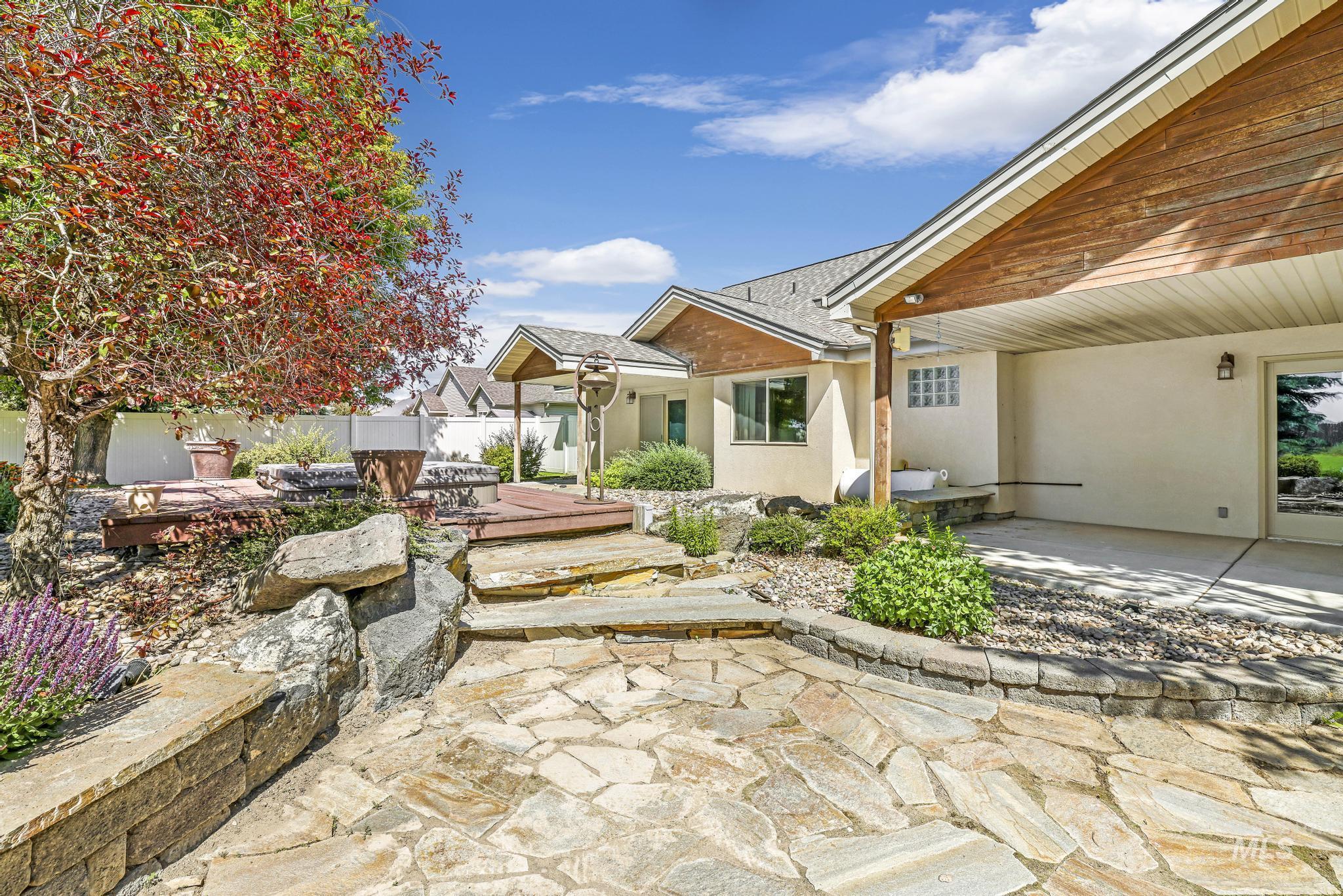 70 Pelican Drive, Rupert, Idaho 83350-0000, 3 Bedrooms, 2.5 Bathrooms, Residential For Sale, Price $625,000,MLS 98978400