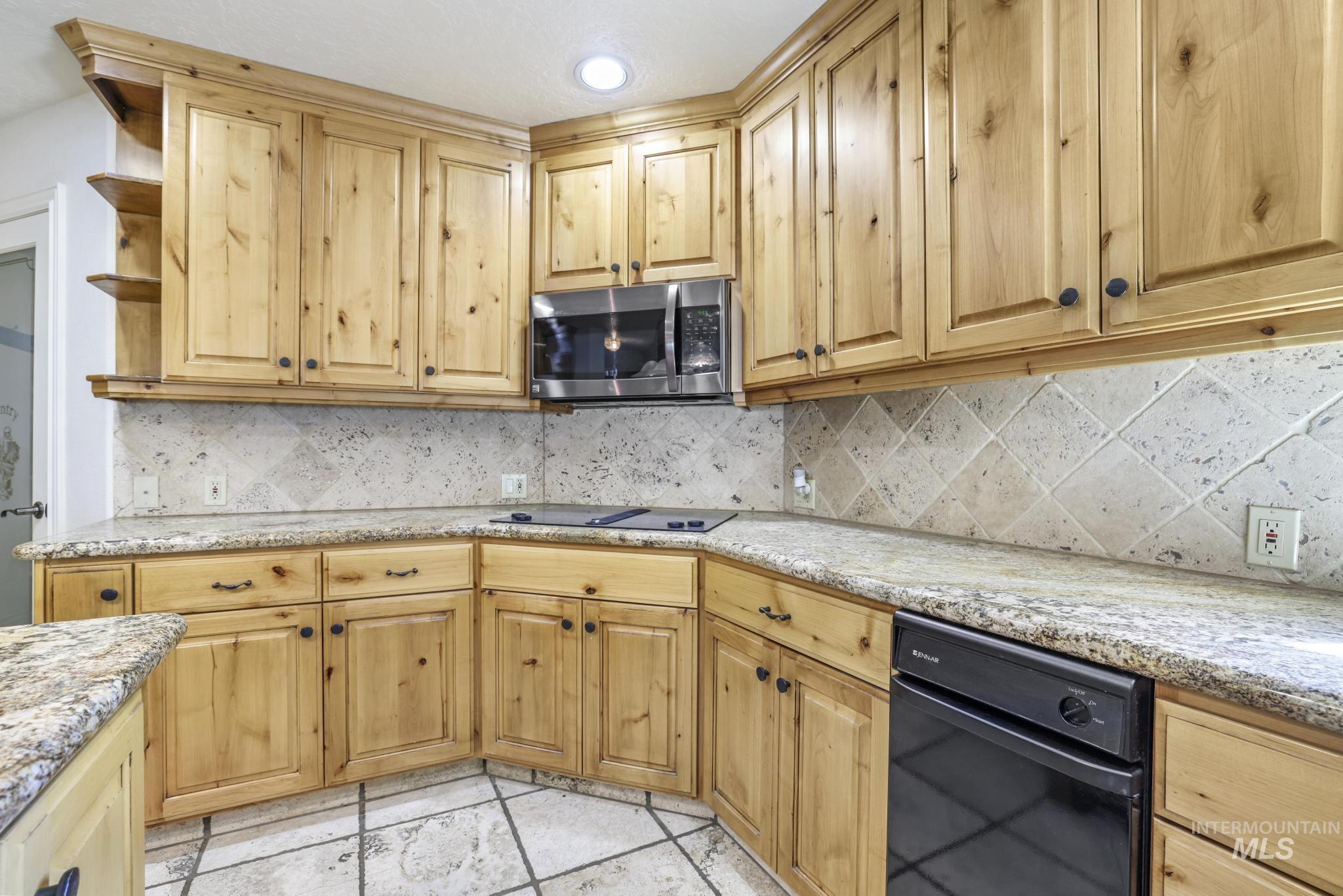 70 Pelican Drive, Rupert, Idaho 83350-0000, 3 Bedrooms, 2.5 Bathrooms, Residential For Sale, Price $625,000,MLS 98978400