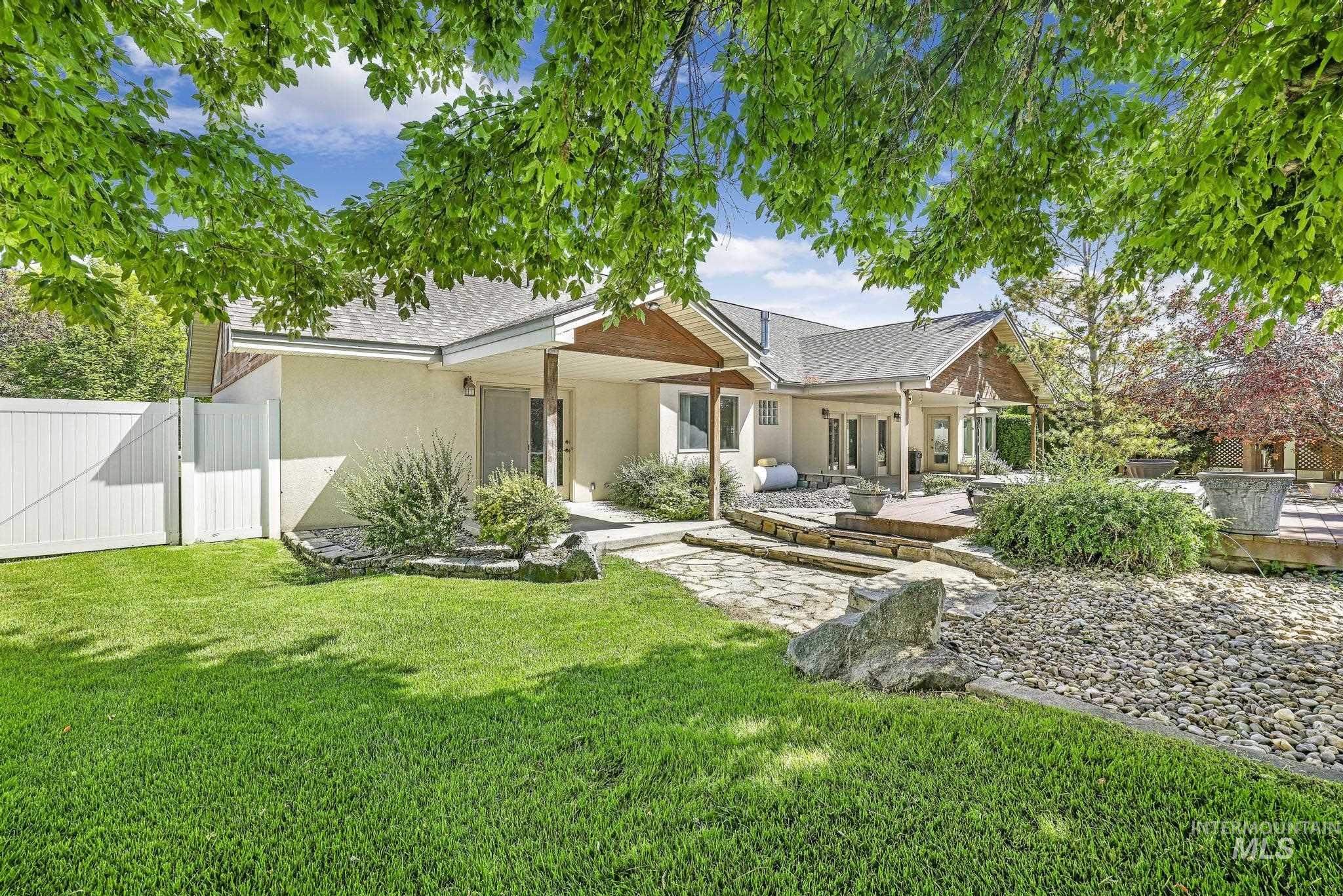 70 Pelican Drive, Rupert, Idaho 83350-0000, 3 Bedrooms, 2.5 Bathrooms, Residential For Sale, Price $625,000,MLS 98978400