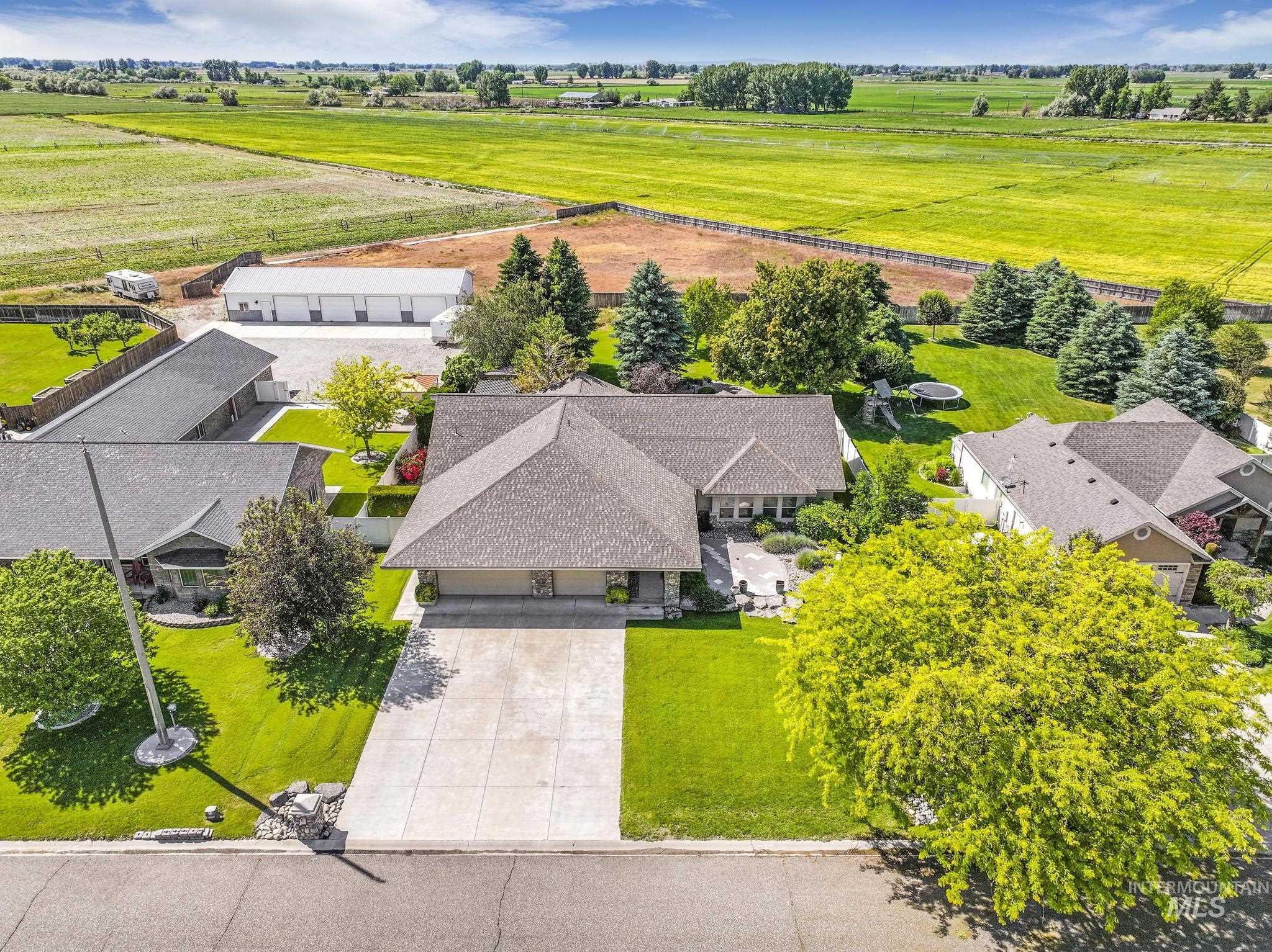 70 Pelican Drive, Rupert, Idaho 83350-0000, 3 Bedrooms, 2.5 Bathrooms, Residential For Sale, Price $625,000,MLS 98978400