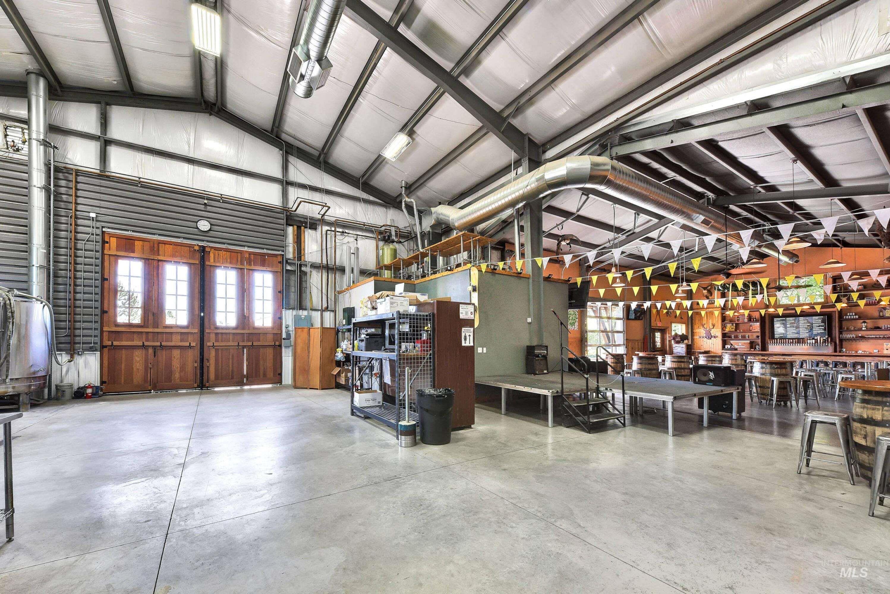 9719 W Chinden, Garden City, Idaho 83714, Business/Commercial For Sale, Price $2,500,000,MLS 98978407