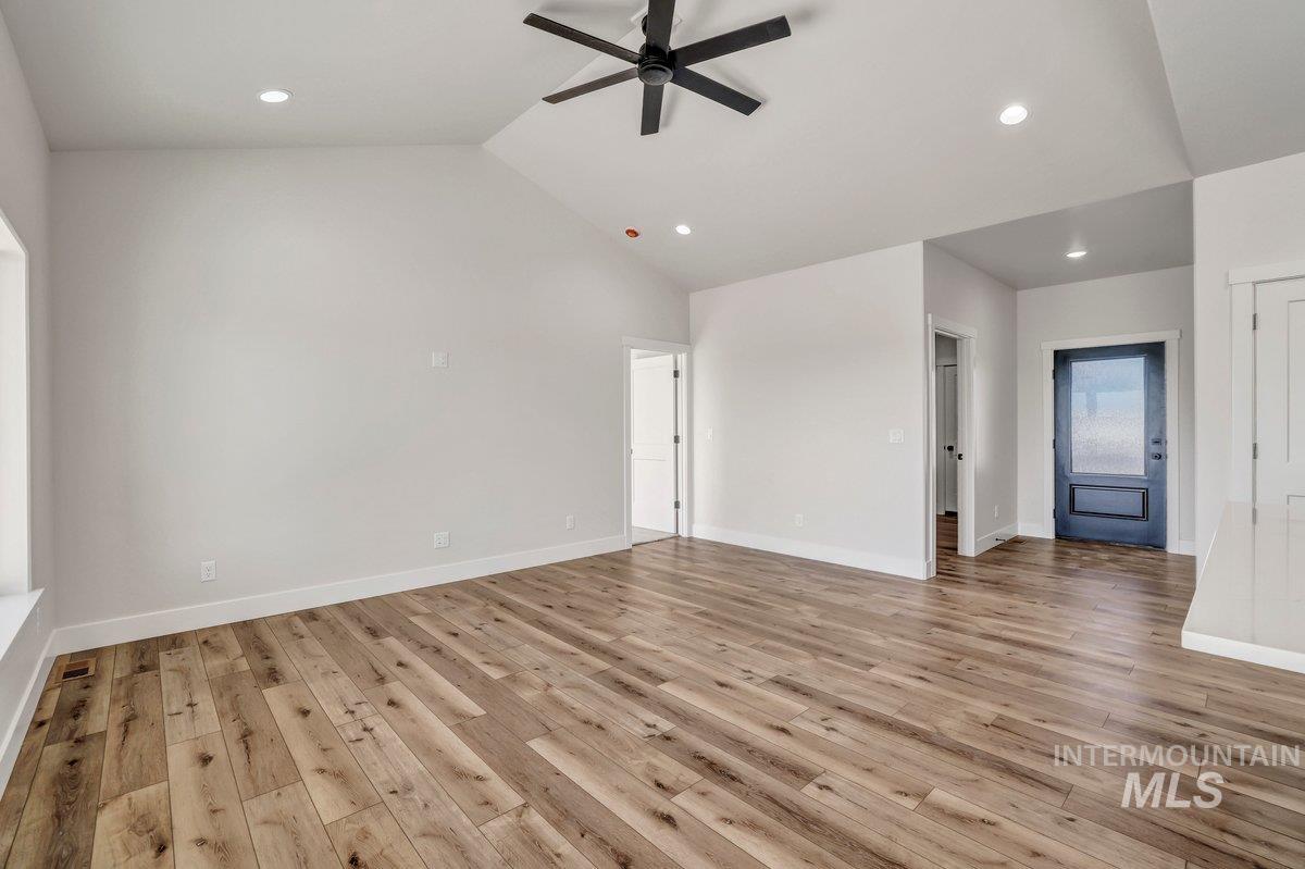 961 Gregory Way, Twin Falls, Idaho 83301-8565, 4 Bedrooms, 2 Bathrooms, Residential For Sale, Price $425,000,MLS 98978408