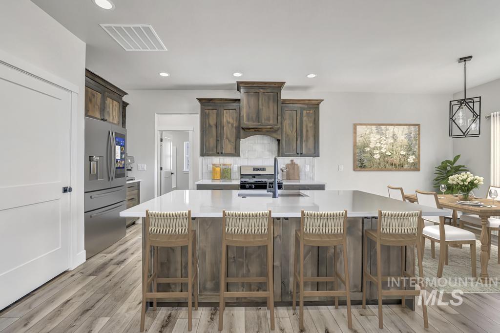 961 Gregory Way, Twin Falls, Idaho 83301-8565, 4 Bedrooms, 2 Bathrooms, Residential For Sale, Price $425,000,MLS 98978408