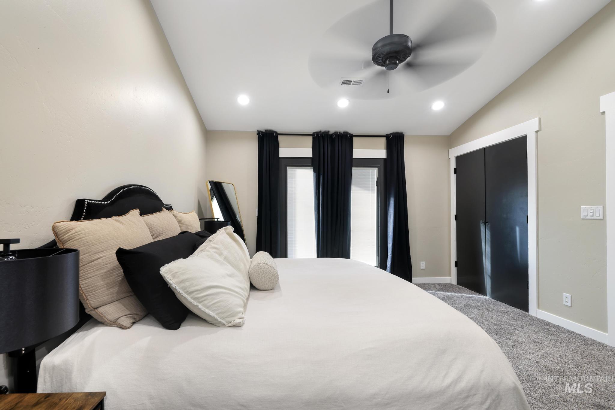 401 Elm Street, Rupert, Idaho 83350-0000, 5 Bedrooms, 3 Bathrooms, Residential For Sale, Price $625,000,MLS 98978411