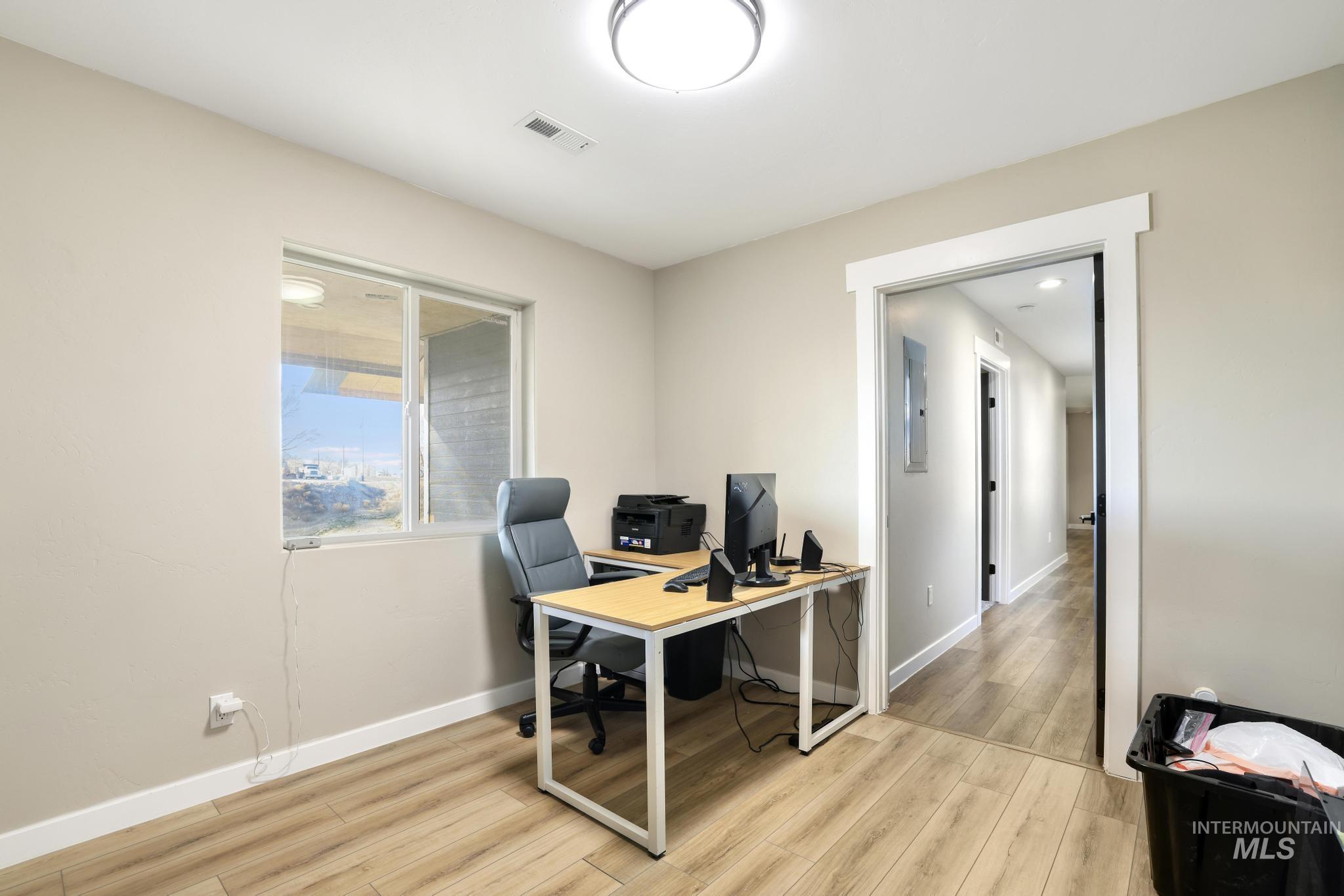 401 Elm Street, Rupert, Idaho 83350-0000, 5 Bedrooms, 3 Bathrooms, Residential For Sale, Price $625,000,MLS 98978411