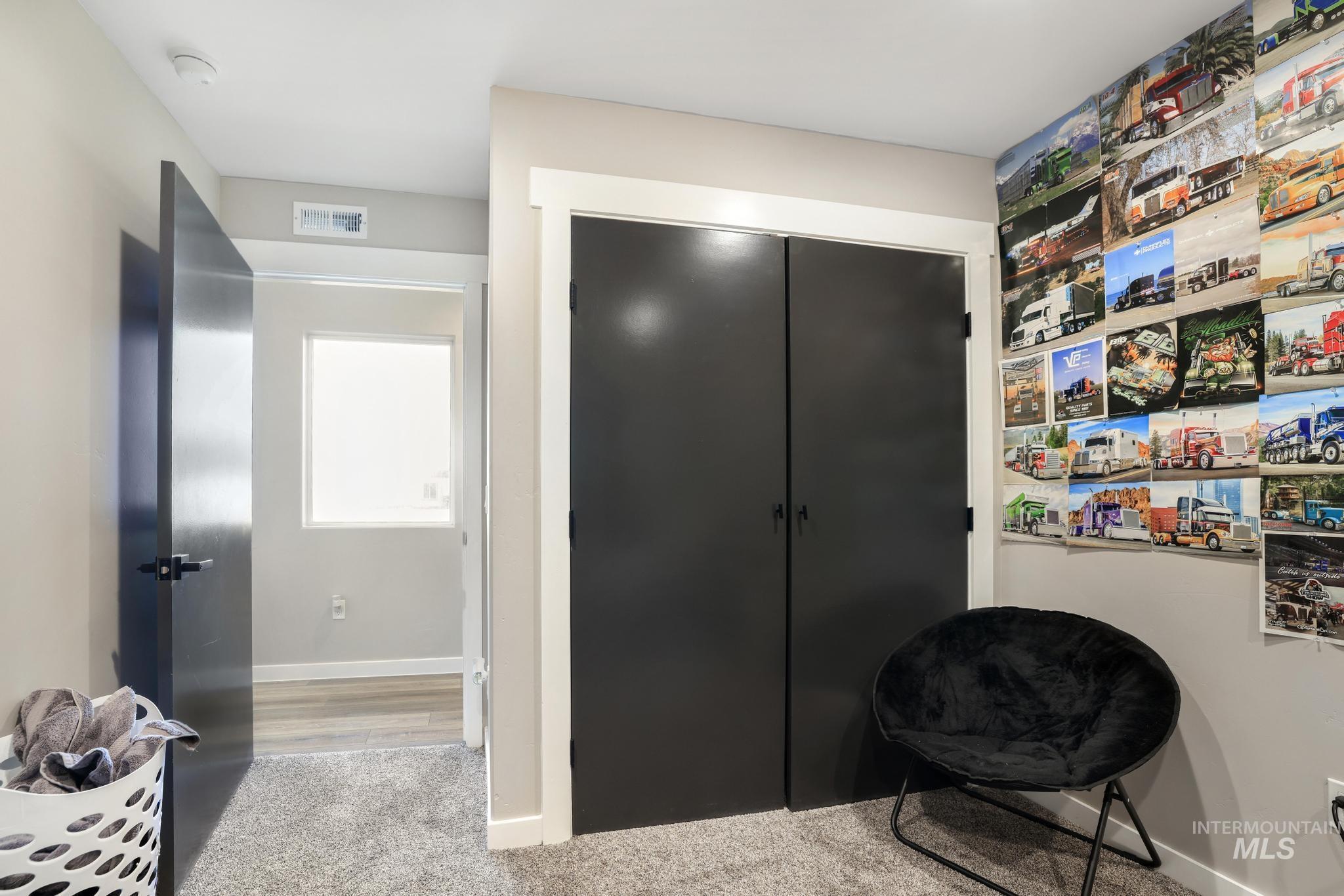 401 Elm Street, Rupert, Idaho 83350-0000, 5 Bedrooms, 3 Bathrooms, Residential For Sale, Price $625,000,MLS 98978411