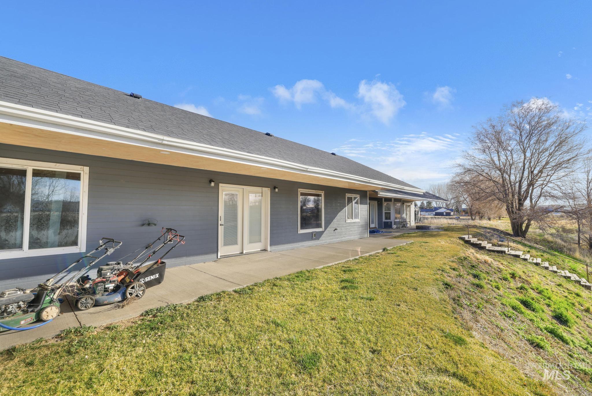 401 Elm Street, Rupert, Idaho 83350-0000, 5 Bedrooms, 3 Bathrooms, Residential For Sale, Price $625,000,MLS 98978411