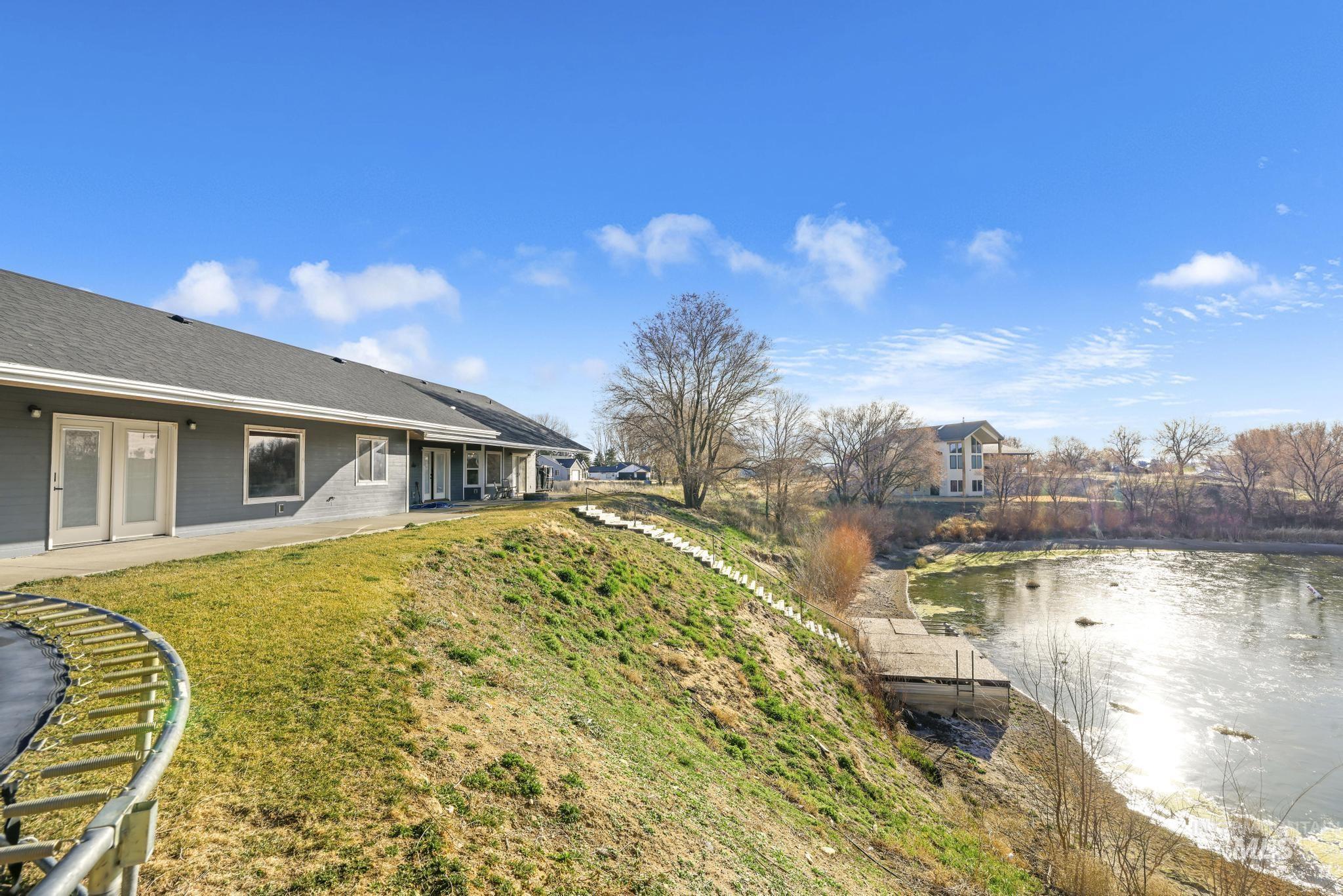 401 Elm Street, Rupert, Idaho 83350-0000, 5 Bedrooms, 3 Bathrooms, Residential For Sale, Price $625,000,MLS 98978411