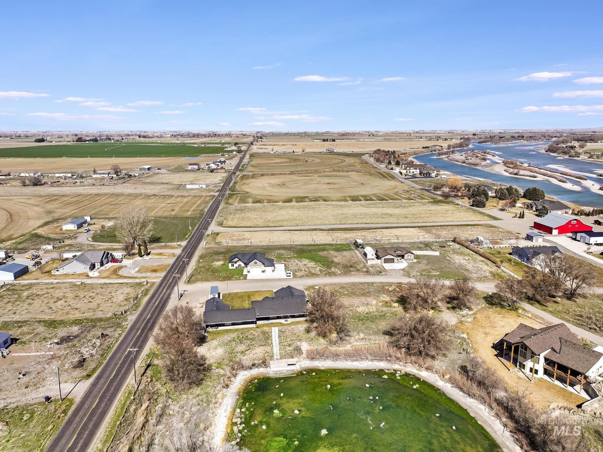 401 Elm Street, Rupert, Idaho 83350-0000, 5 Bedrooms, 3 Bathrooms, Residential For Sale, Price $625,000,MLS 98978411