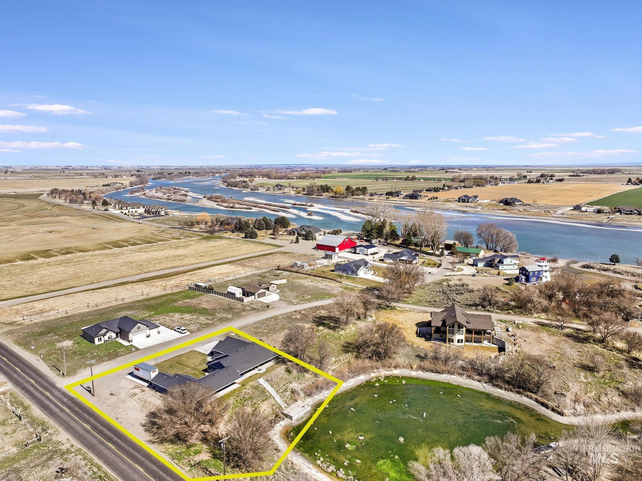 401 Elm Street, Rupert, Idaho 83350-0000, 5 Bedrooms, 3 Bathrooms, Residential For Sale, Price $625,000,MLS 98978411