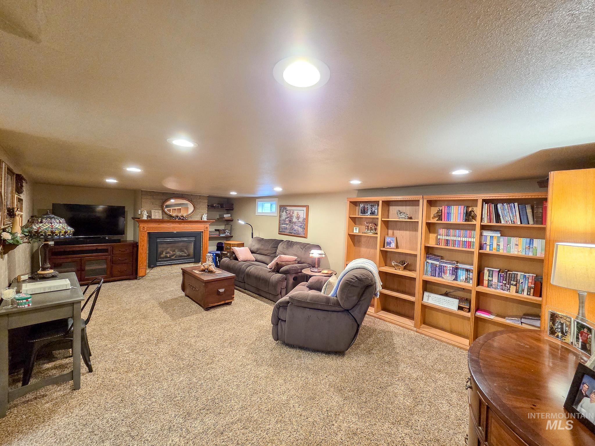 636 Bryden Dr, Lewiston, Idaho 83501, 4 Bedrooms, 2.5 Bathrooms, Residential For Sale, Price $449,900,MLS 98978412