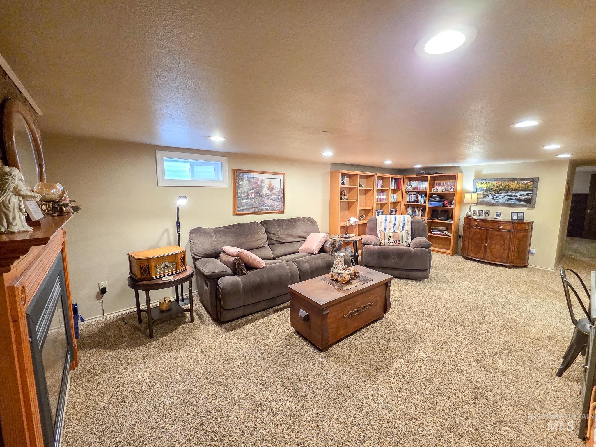 636 Bryden Dr, Lewiston, Idaho 83501, 4 Bedrooms, 2.5 Bathrooms, Residential For Sale, Price $449,900,MLS 98978412