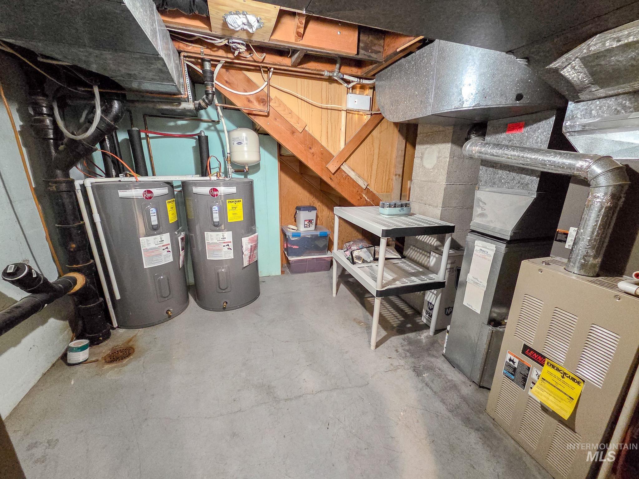 636 Bryden Dr, Lewiston, Idaho 83501, 4 Bedrooms, 2.5 Bathrooms, Residential For Sale, Price $449,900,MLS 98978412