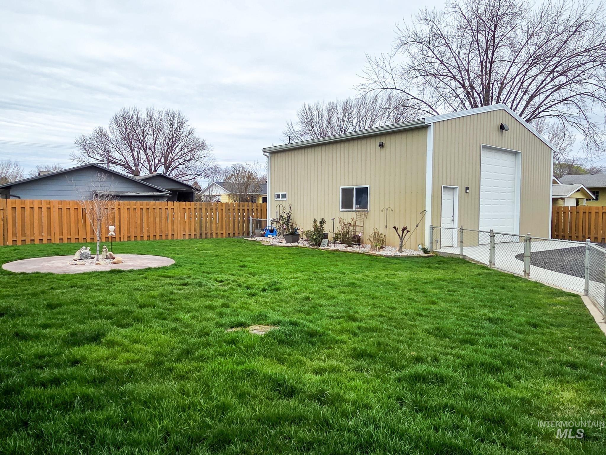 636 Bryden Dr, Lewiston, Idaho 83501, 4 Bedrooms, 2.5 Bathrooms, Residential For Sale, Price $449,900,MLS 98978412