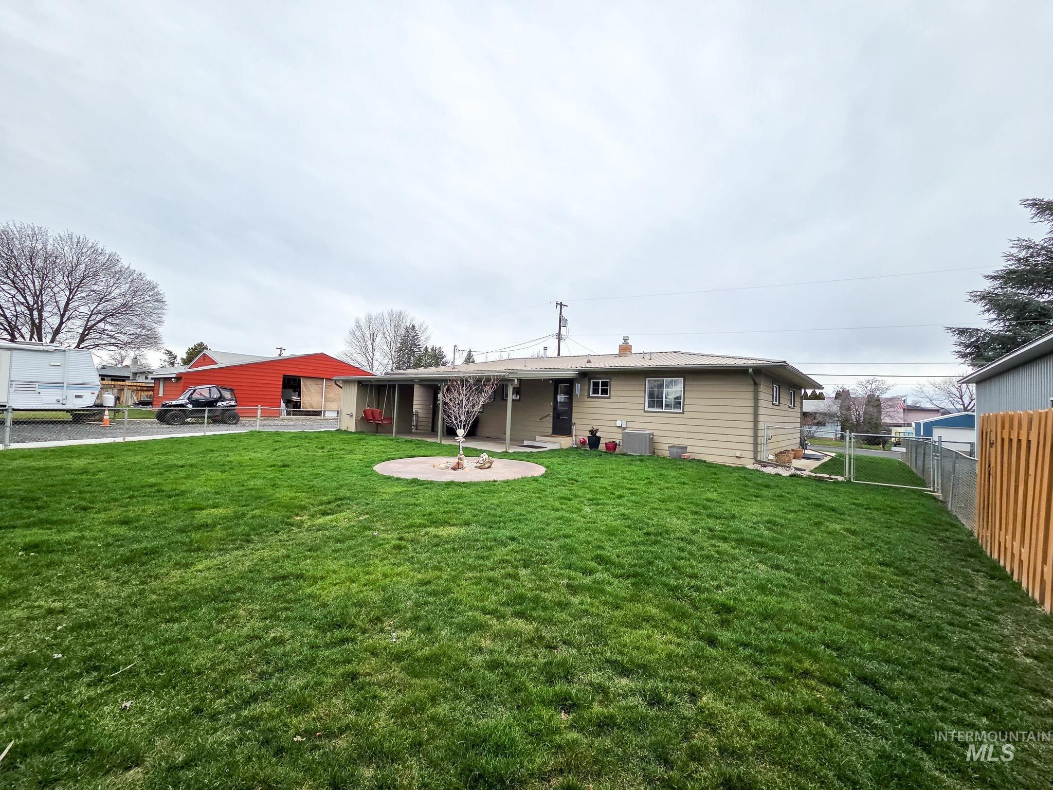 636 Bryden Dr, Lewiston, Idaho 83501, 4 Bedrooms, 2.5 Bathrooms, Residential For Sale, Price $449,900,MLS 98978412