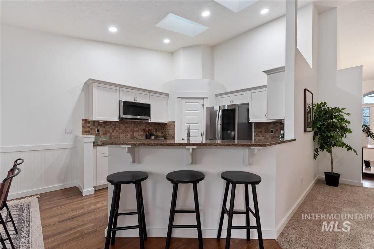 2981 E Deerhill Dr, Meridian, Idaho 83642, 3 Bedrooms, 2 Bathrooms, Residential For Sale, Price $475,000,MLS 98978414