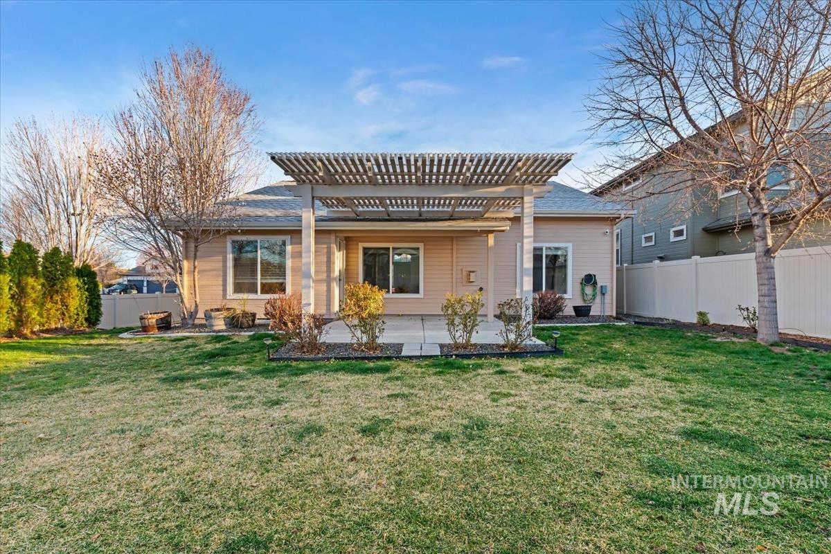 2981 E Deerhill Dr, Meridian, Idaho 83642, 3 Bedrooms, 2 Bathrooms, Residential For Sale, Price $475,000,MLS 98978414