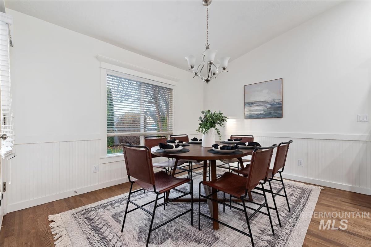 2981 E Deerhill Dr, Meridian, Idaho 83642, 3 Bedrooms, 2 Bathrooms, Residential For Sale, Price $475,000,MLS 98978414