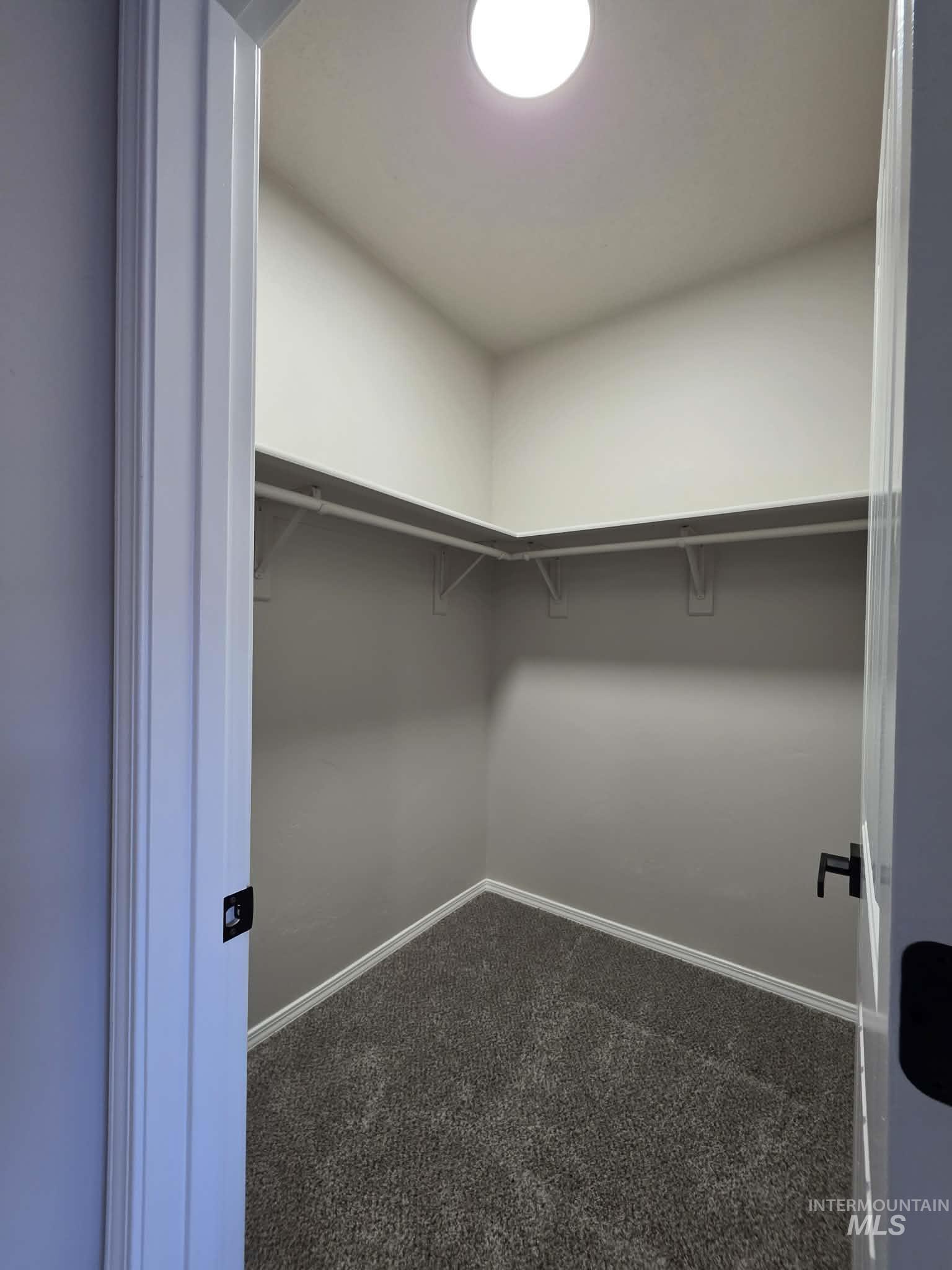 929 22ND AVE E, Jerome, Idaho 83338, 3 Bedrooms, 2 Bathrooms, Residential For Sale, Price $339,900,MLS 98978415