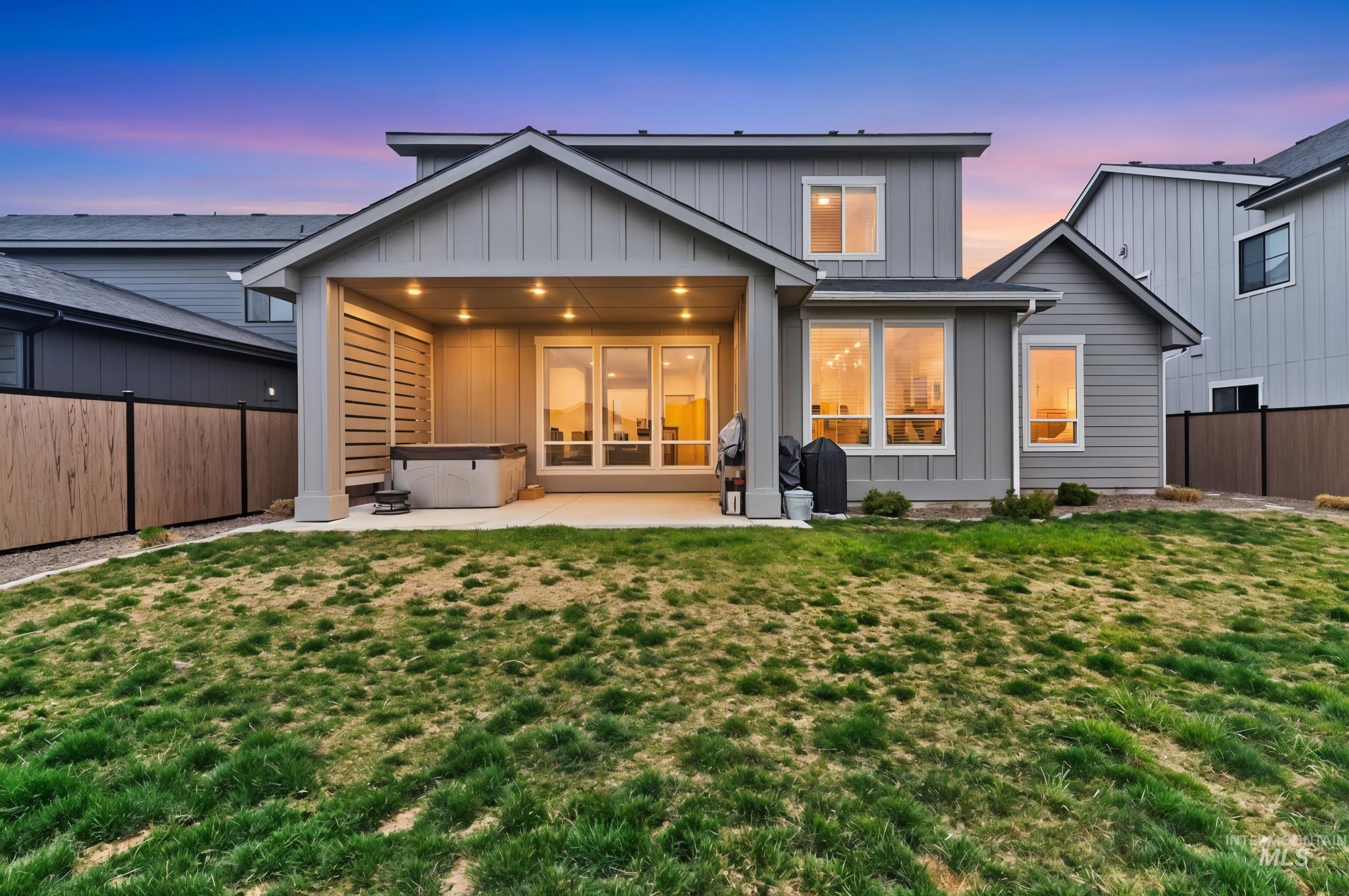 6733 W Mattawa Dr, Meridian, Idaho 83646, 3 Bedrooms, 2.5 Bathrooms, Residential For Sale, Price $629,900,MLS 98978416