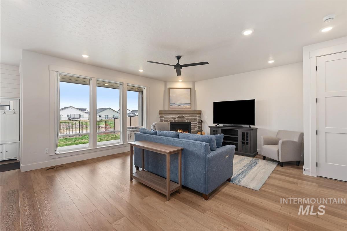 6733 W Mattawa Dr, Meridian, Idaho 83646, 3 Bedrooms, 2.5 Bathrooms, Residential For Sale, Price $629,900, 98978416