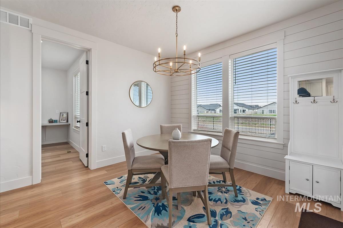 6733 W Mattawa Dr, Meridian, Idaho 83646, 3 Bedrooms, 2.5 Bathrooms, Residential For Sale, Price $649,900,MLS 98978416