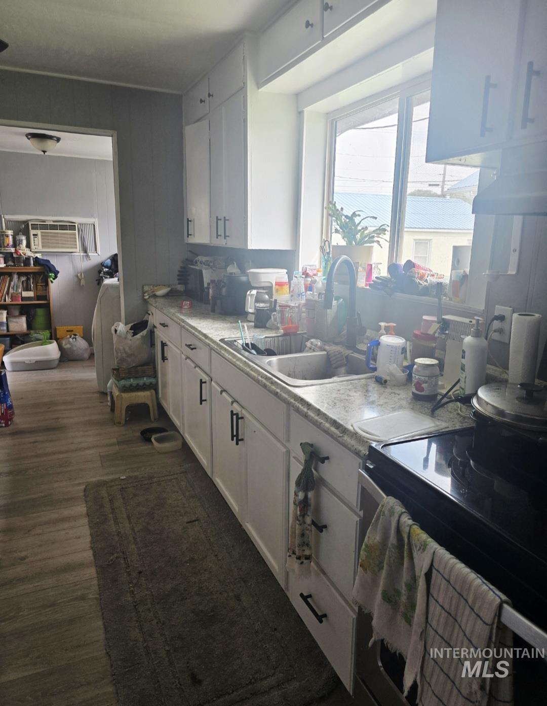 1051 Almo, Burley, Idaho 83318-0000, 2 Bedrooms, 1 Bathroom, Residential For Sale, Price $215,000,MLS 98978420