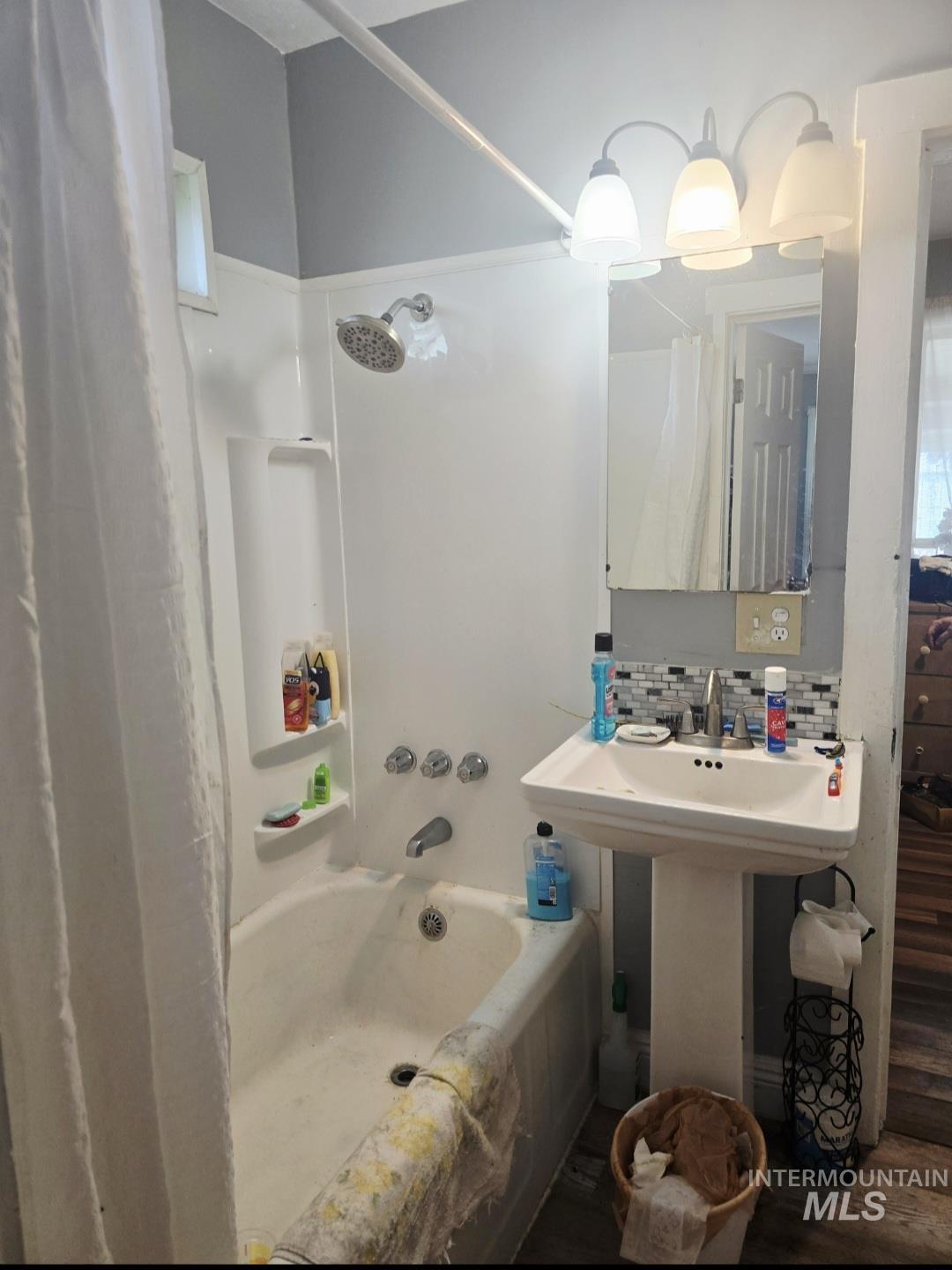 1051 Almo, Burley, Idaho 83318-0000, 2 Bedrooms, 1 Bathroom, Residential For Sale, Price $215,000,MLS 98978420