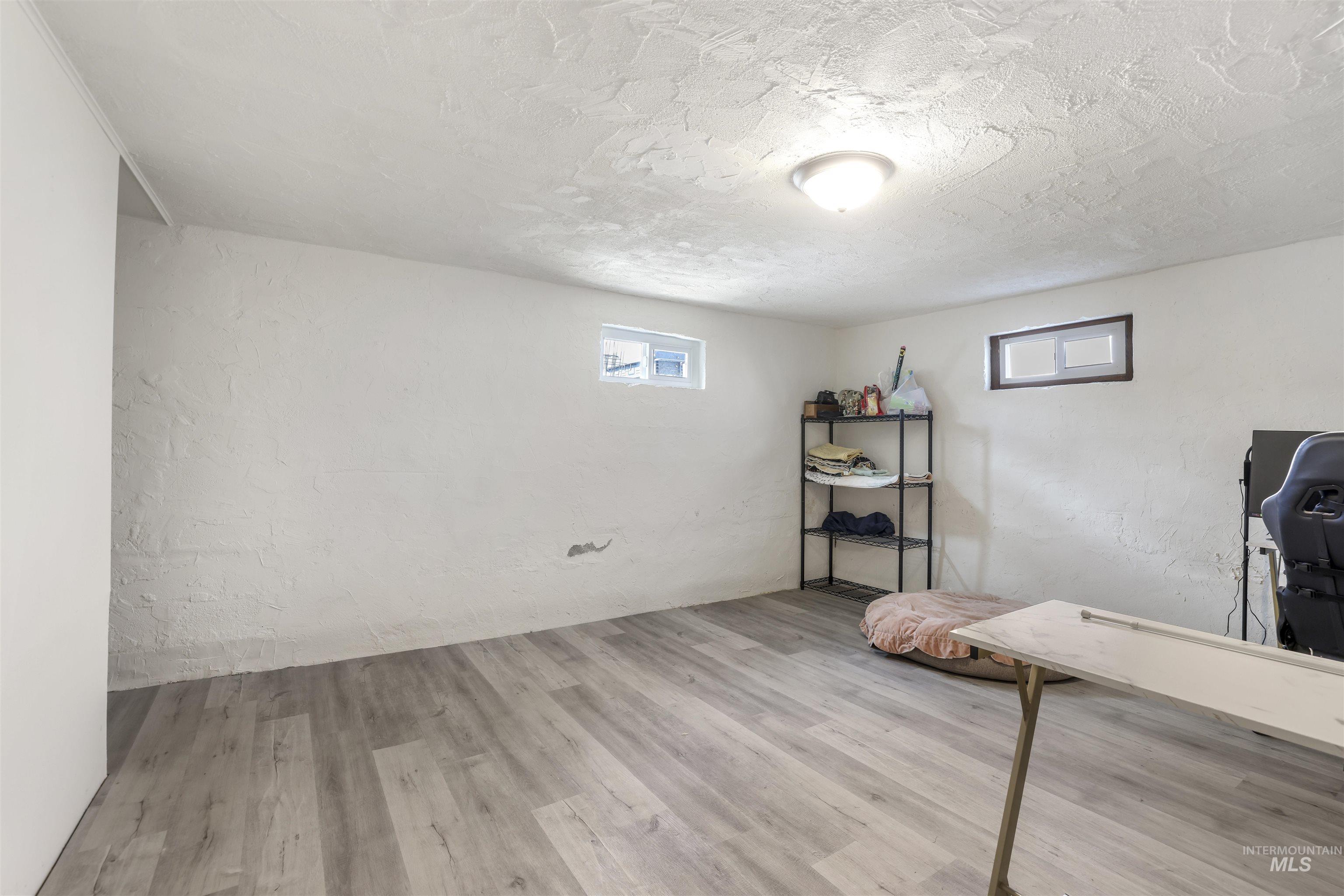 801 N 12th Ave, Buhl, Idaho 83316-1413, 2 Bedrooms, 1 Bathroom, Residential For Sale, Price $270,000,MLS 98978422