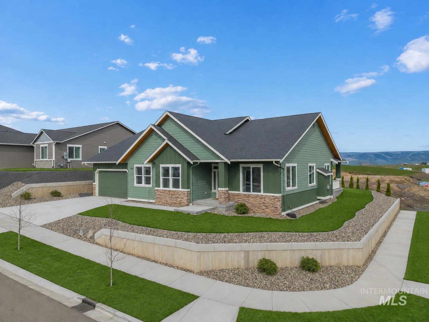 1743 Golden Hills Drive, Lewiston, Idaho 83501, 4 Bedrooms, 2.5 Bathrooms, Residential For Sale, Price $724,900, 98978424