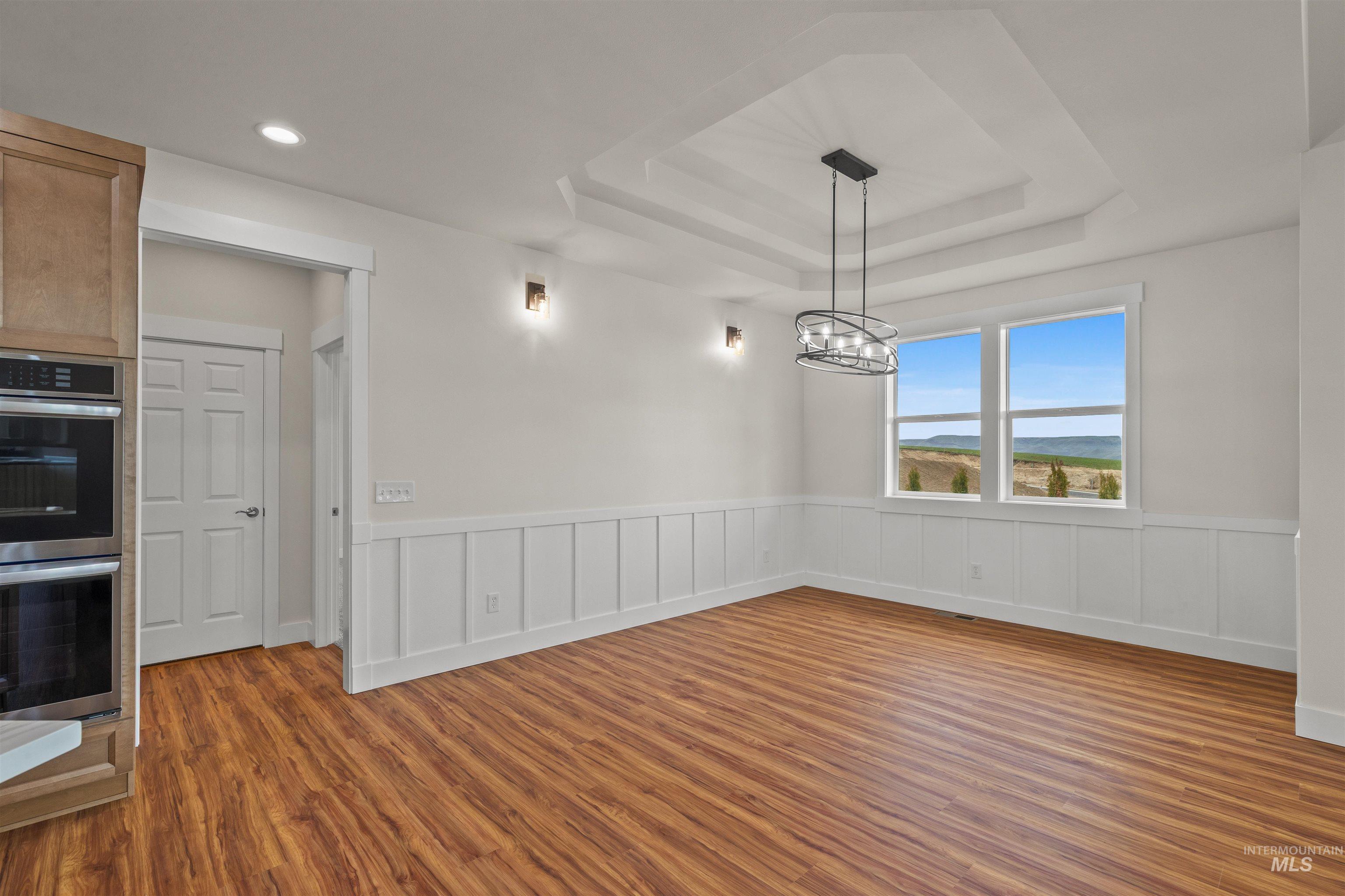 1743 Golden Hills Drive, Lewiston, Idaho 83501, 4 Bedrooms, 2.5 Bathrooms, Residential For Sale, Price $749,900,MLS 98978424