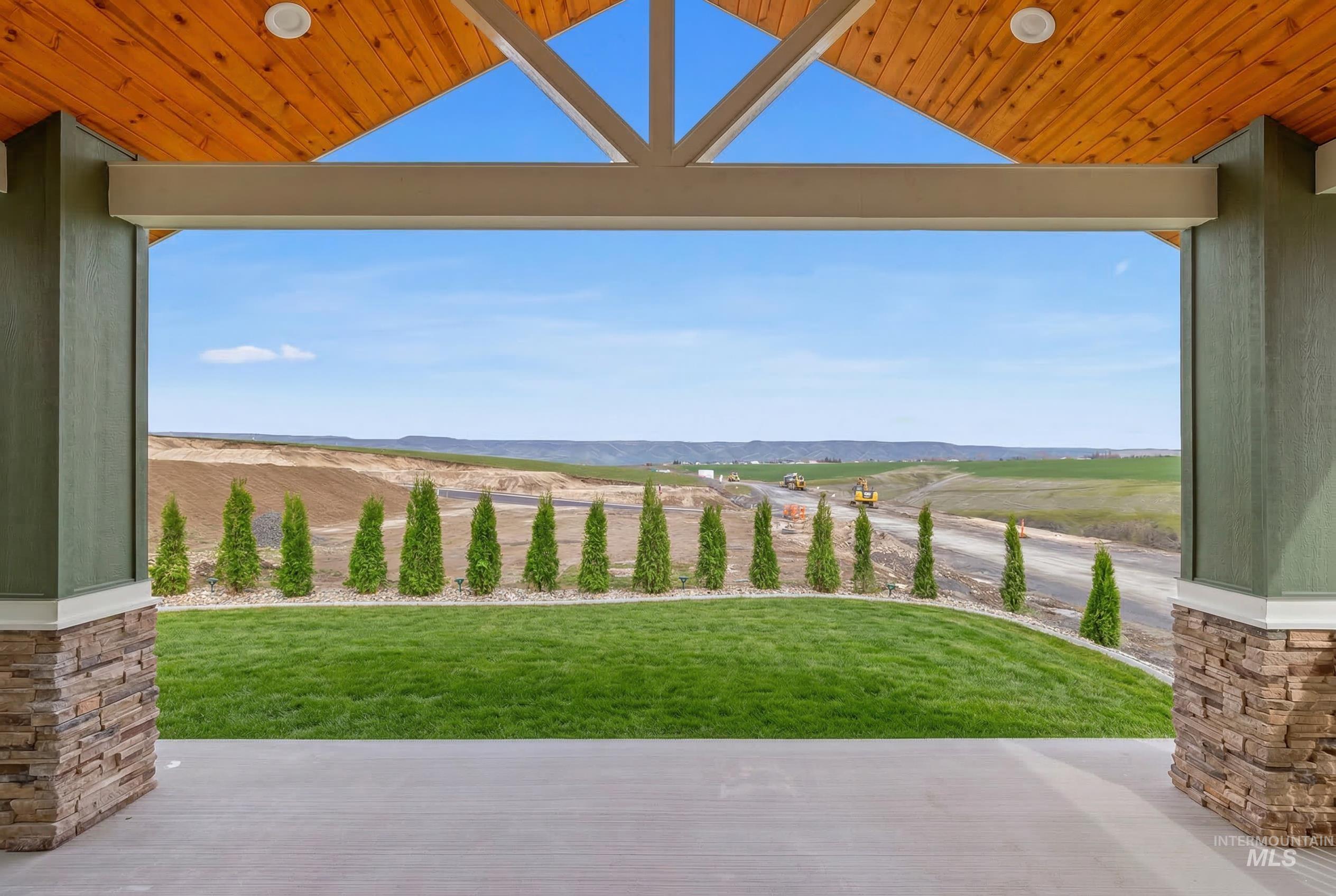 1743 Golden Hills Drive, Lewiston, Idaho 83501, 4 Bedrooms, 2.5 Bathrooms, Residential For Sale, Price $749,900,MLS 98978424