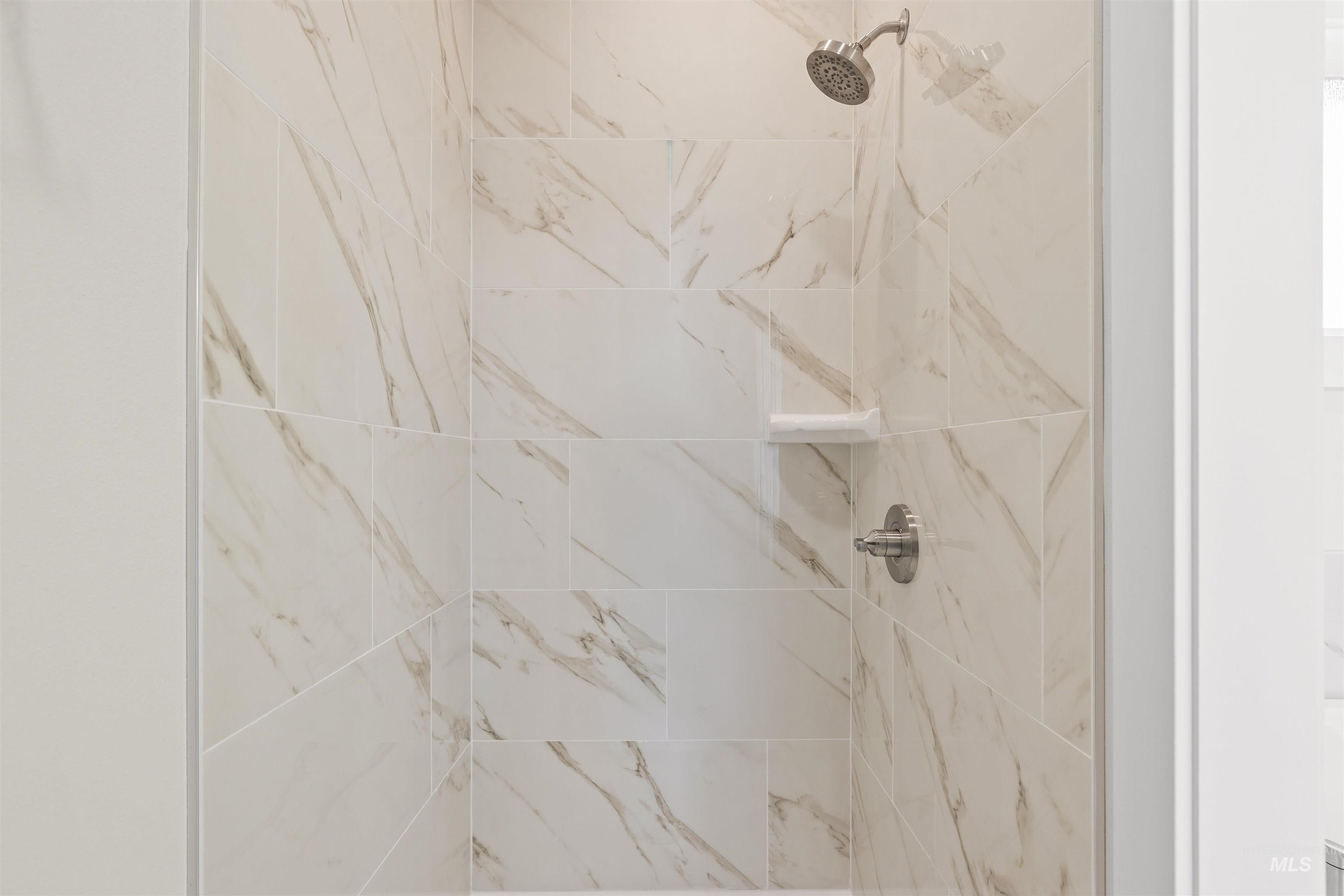 1743 Golden Hills Drive, Lewiston, Idaho 83501, 4 Bedrooms, 2.5 Bathrooms, Residential For Sale, Price $749,900,MLS 98978424