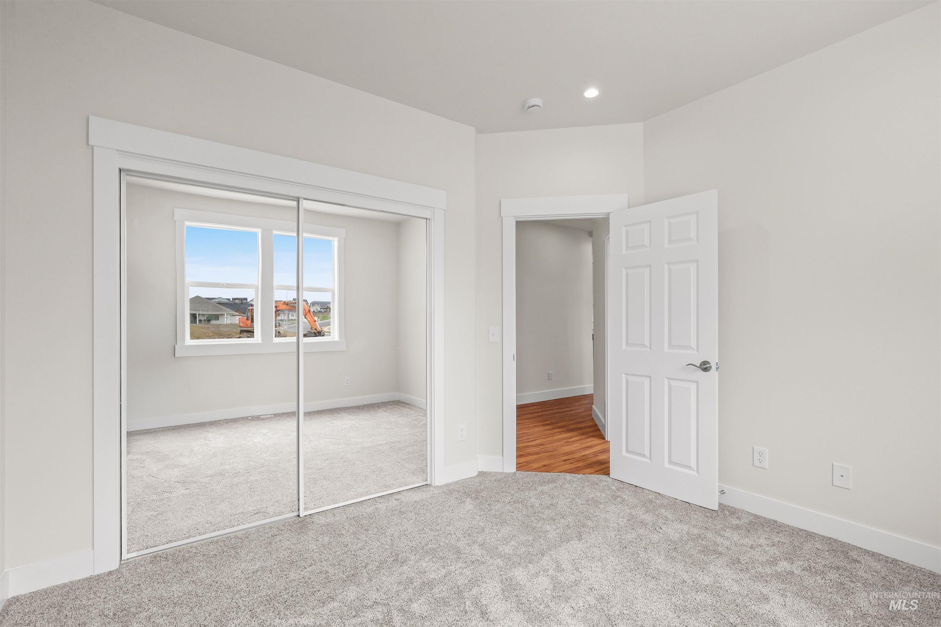 1743 Golden Hills Drive, Lewiston, Idaho 83501, 4 Bedrooms, 2.5 Bathrooms, Residential For Sale, Price $749,900,MLS 98978424