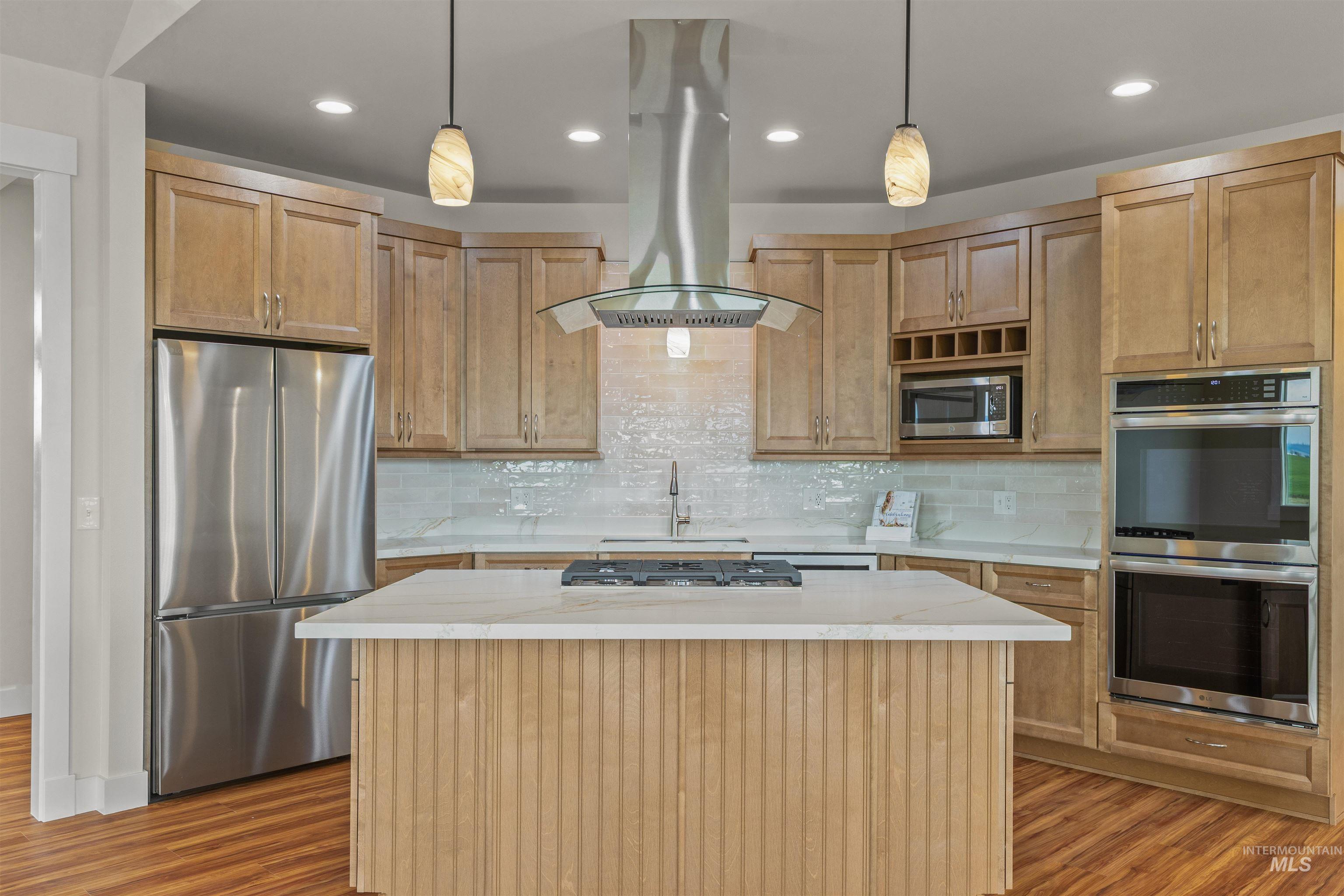 1743 Golden Hills Drive, Lewiston, Idaho 83501, 4 Bedrooms, 2.5 Bathrooms, Residential For Sale, Price $749,900,MLS 98978424